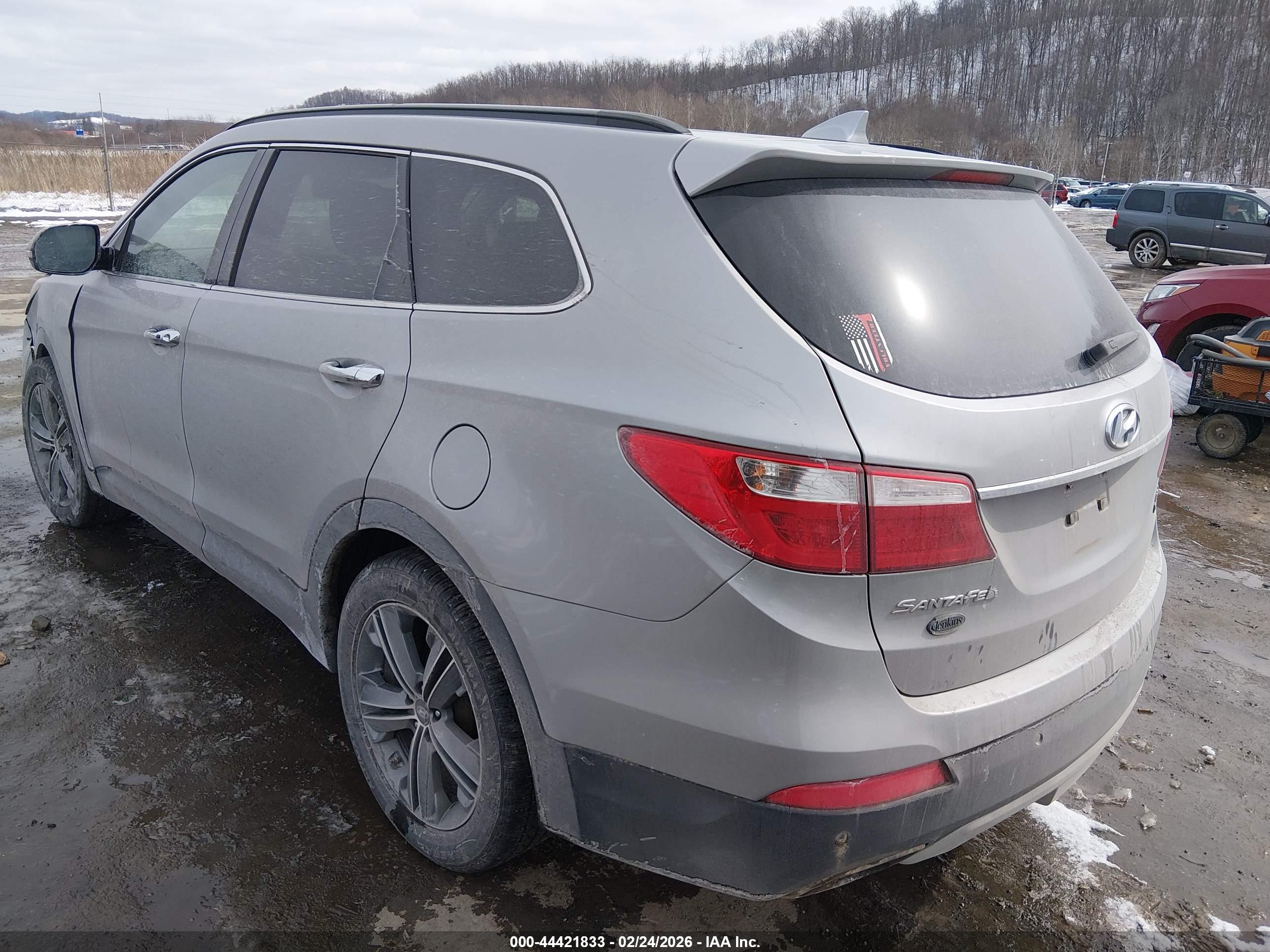 HYUNDAI SANTA image 3