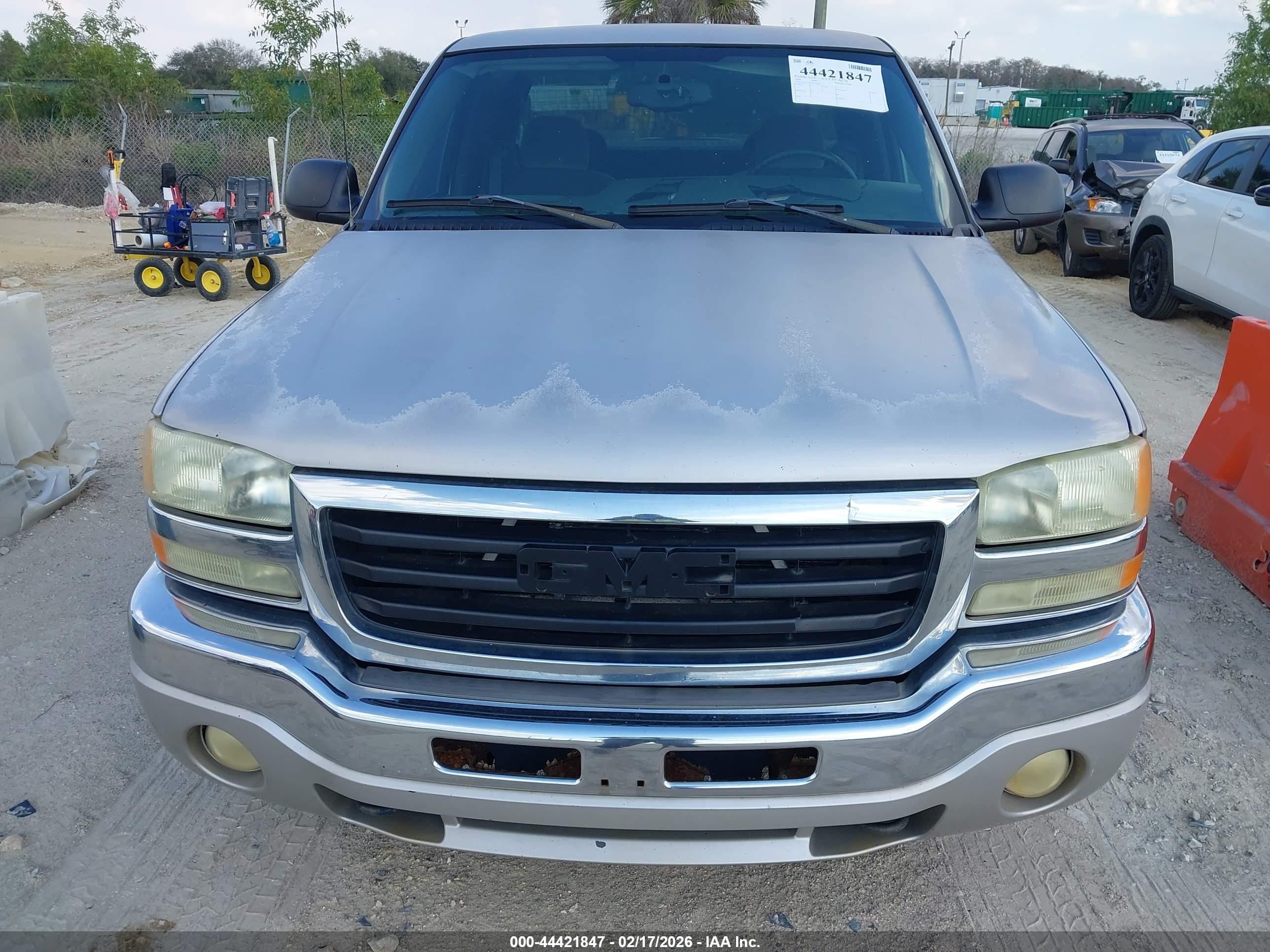 GMC SIERRA image 6