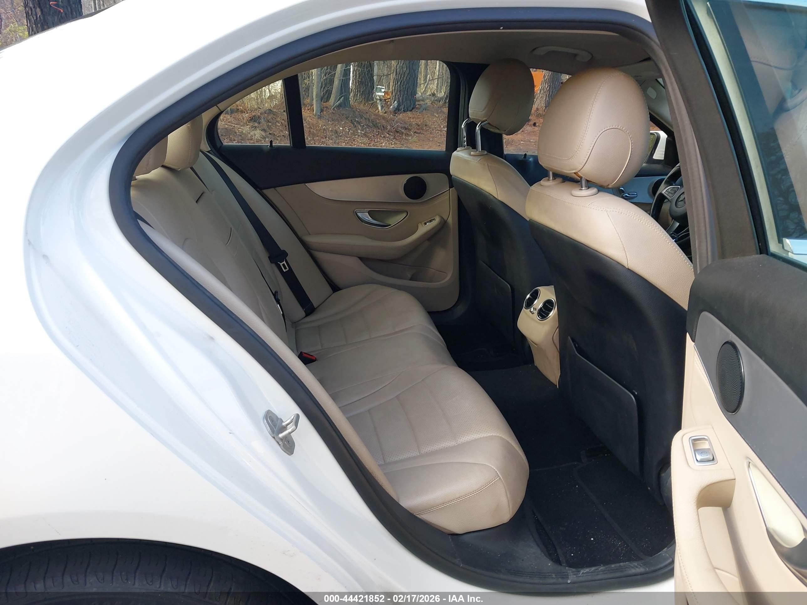MERCEDES-BENZ C image 8