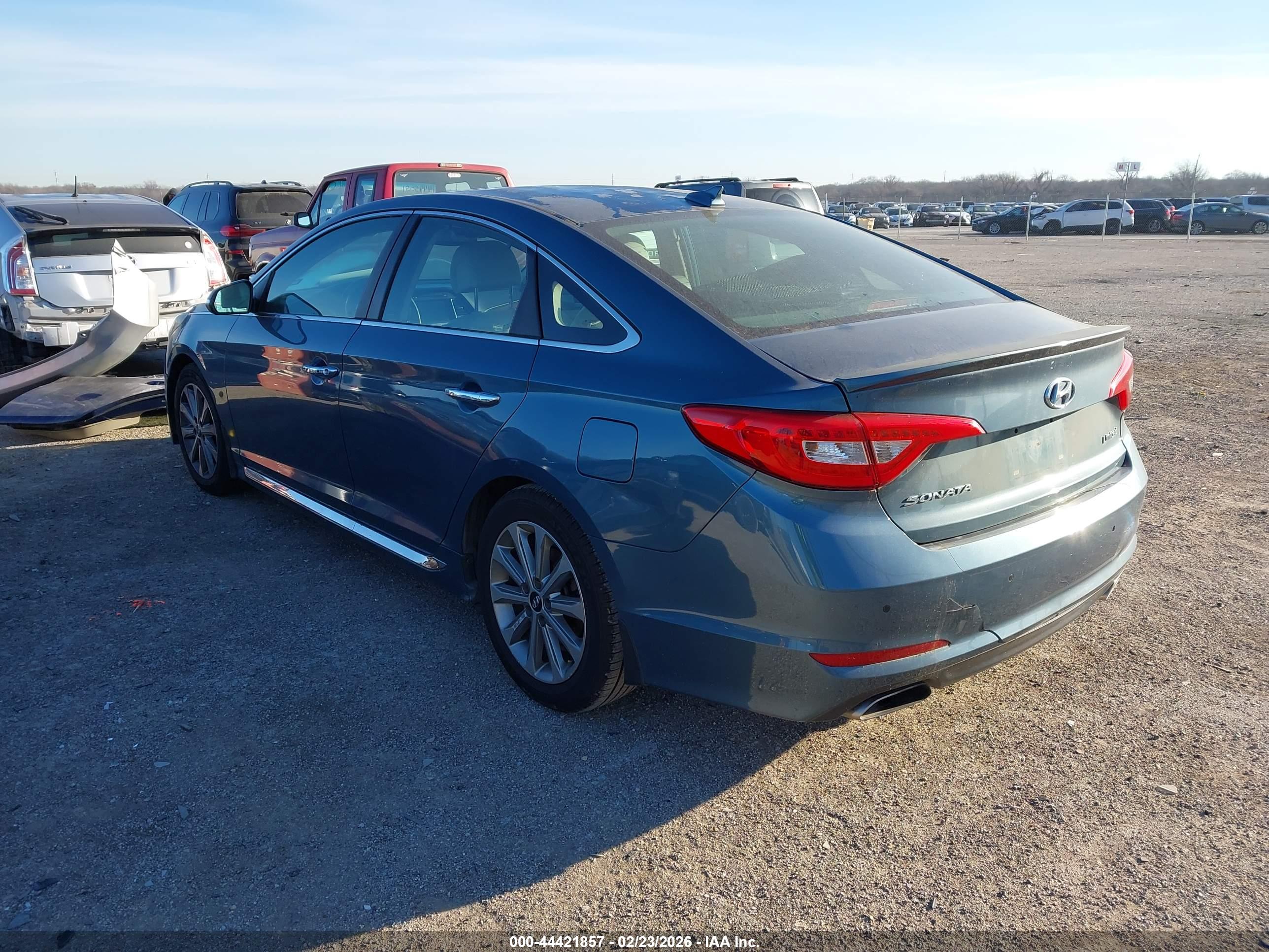 HYUNDAI SONATA image 3