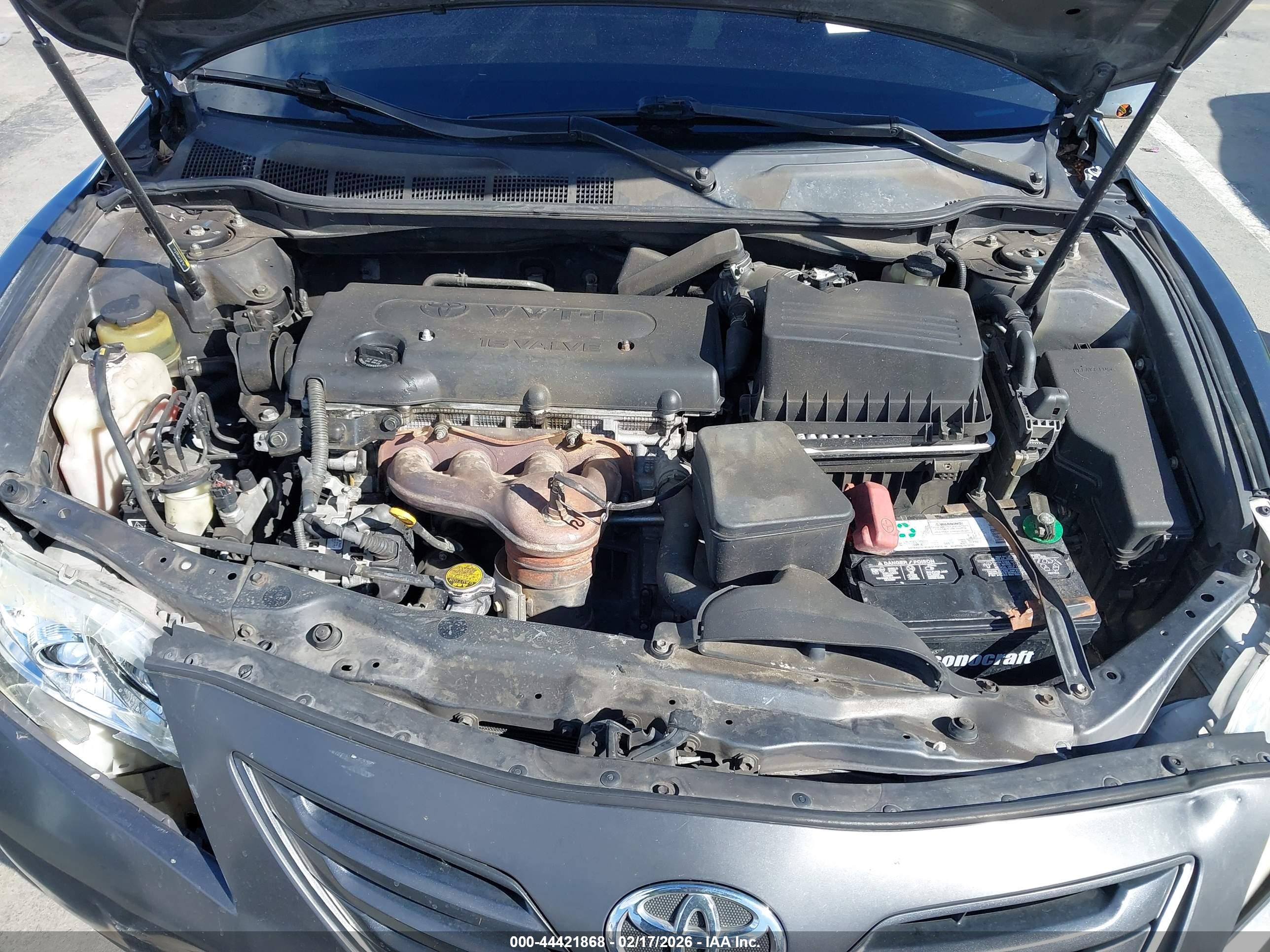 TOYOTA CAMRY image 10