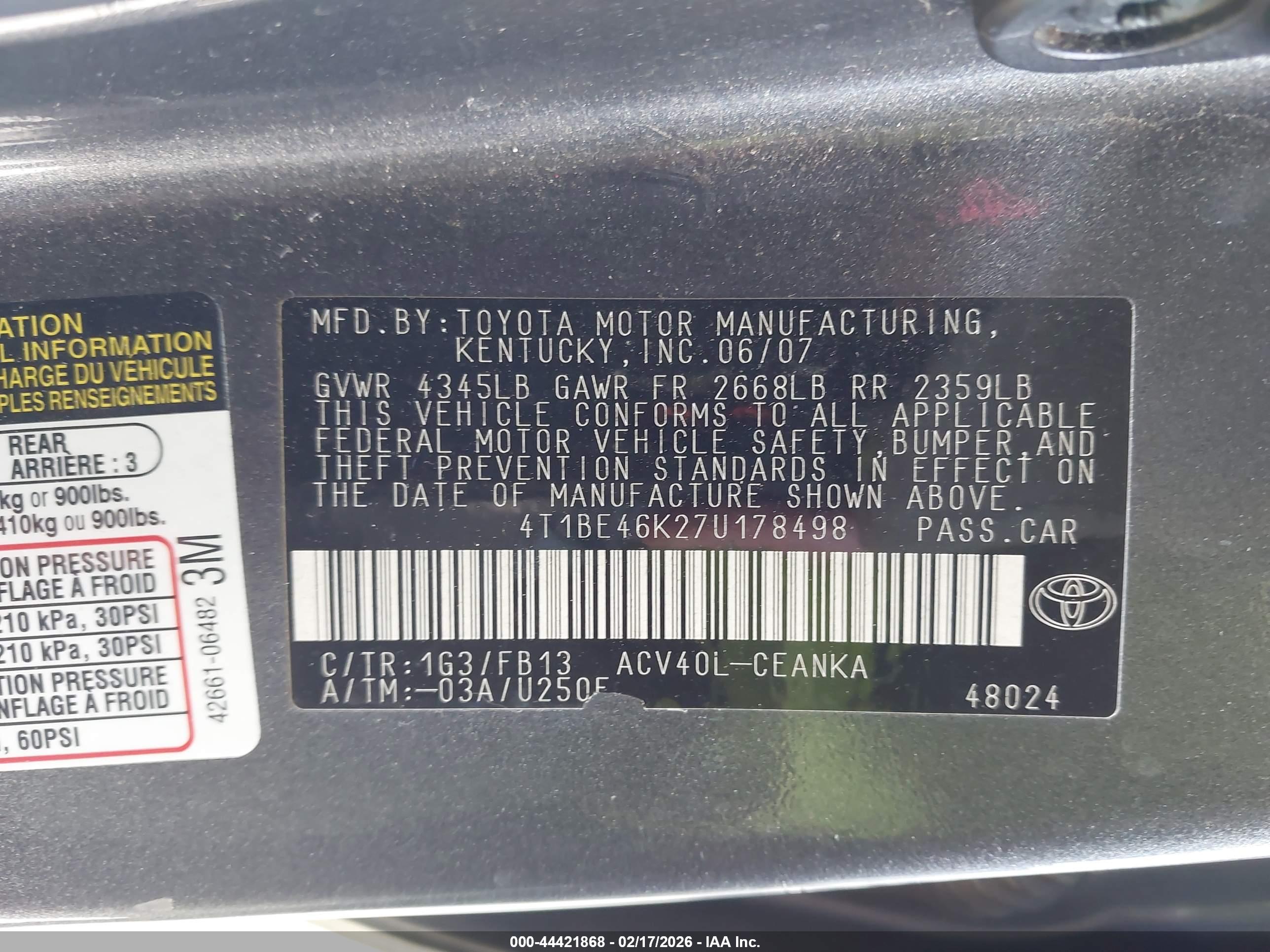 TOYOTA CAMRY image 9