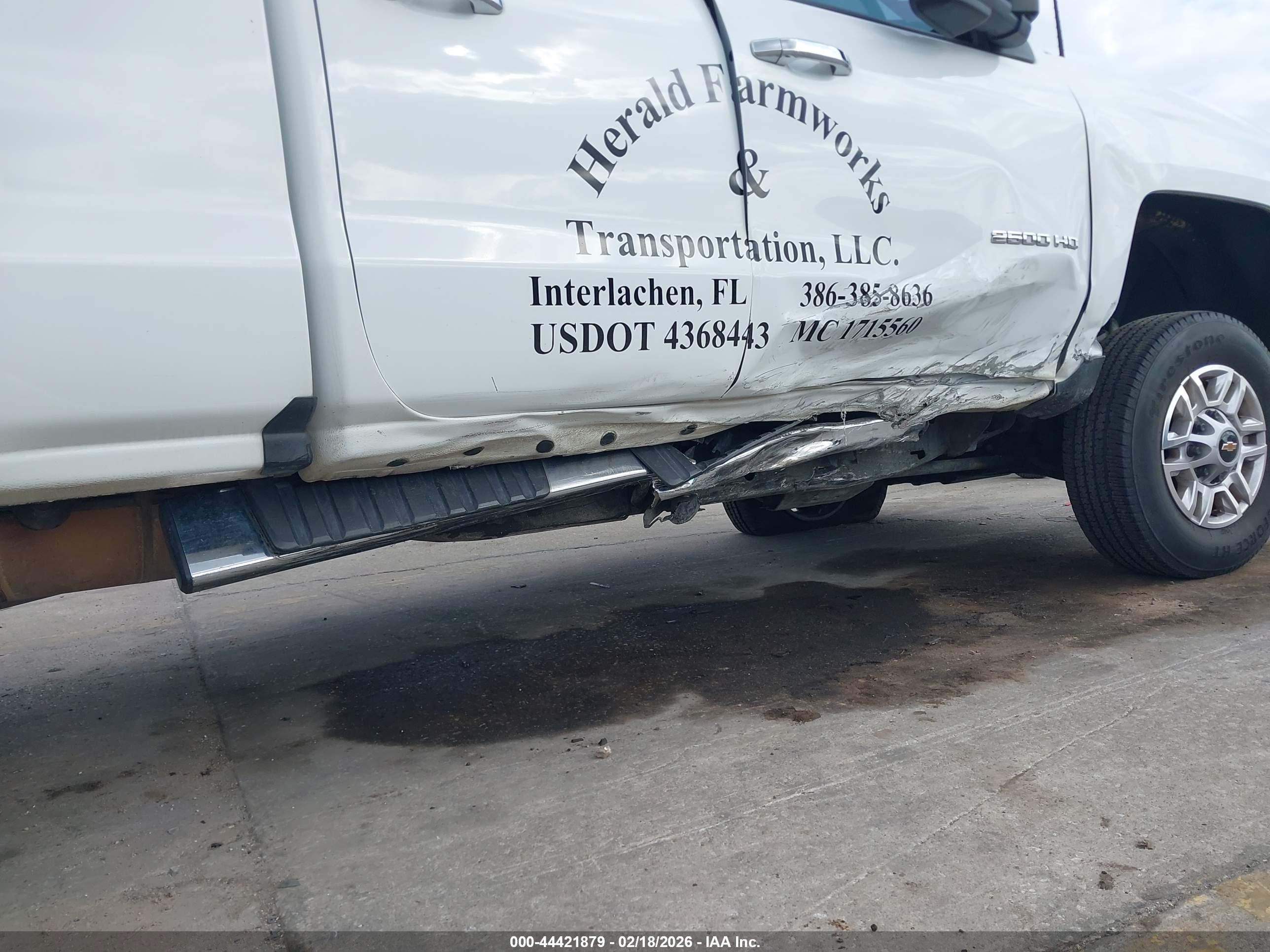 CHEVROLET SILVERADO image 6