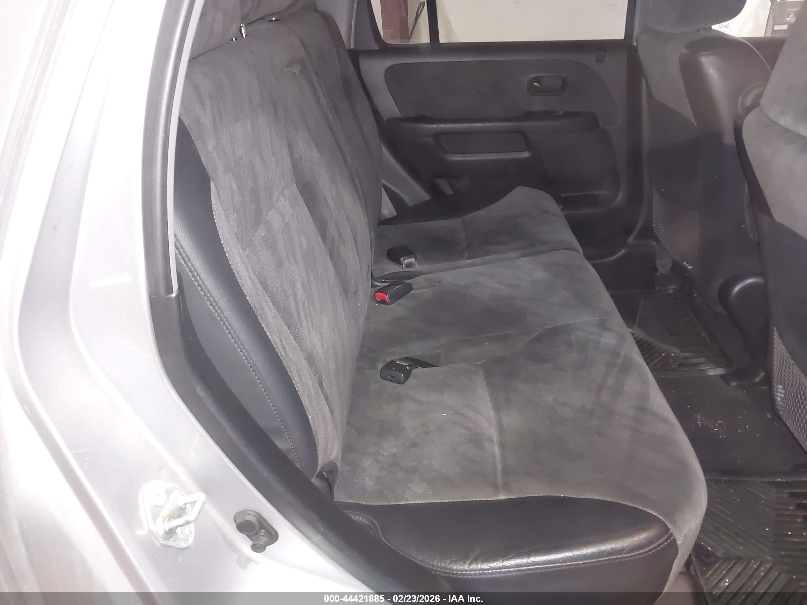 HONDA CR-V image 8