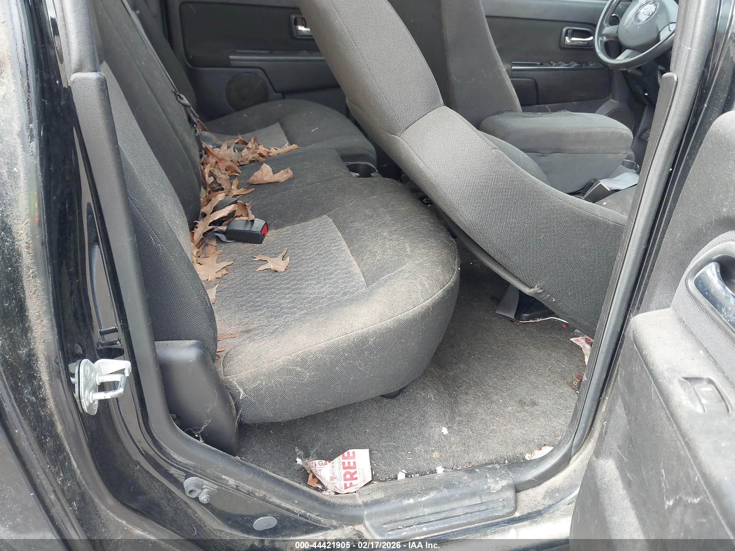 CHEVROLET COLORADO image 8