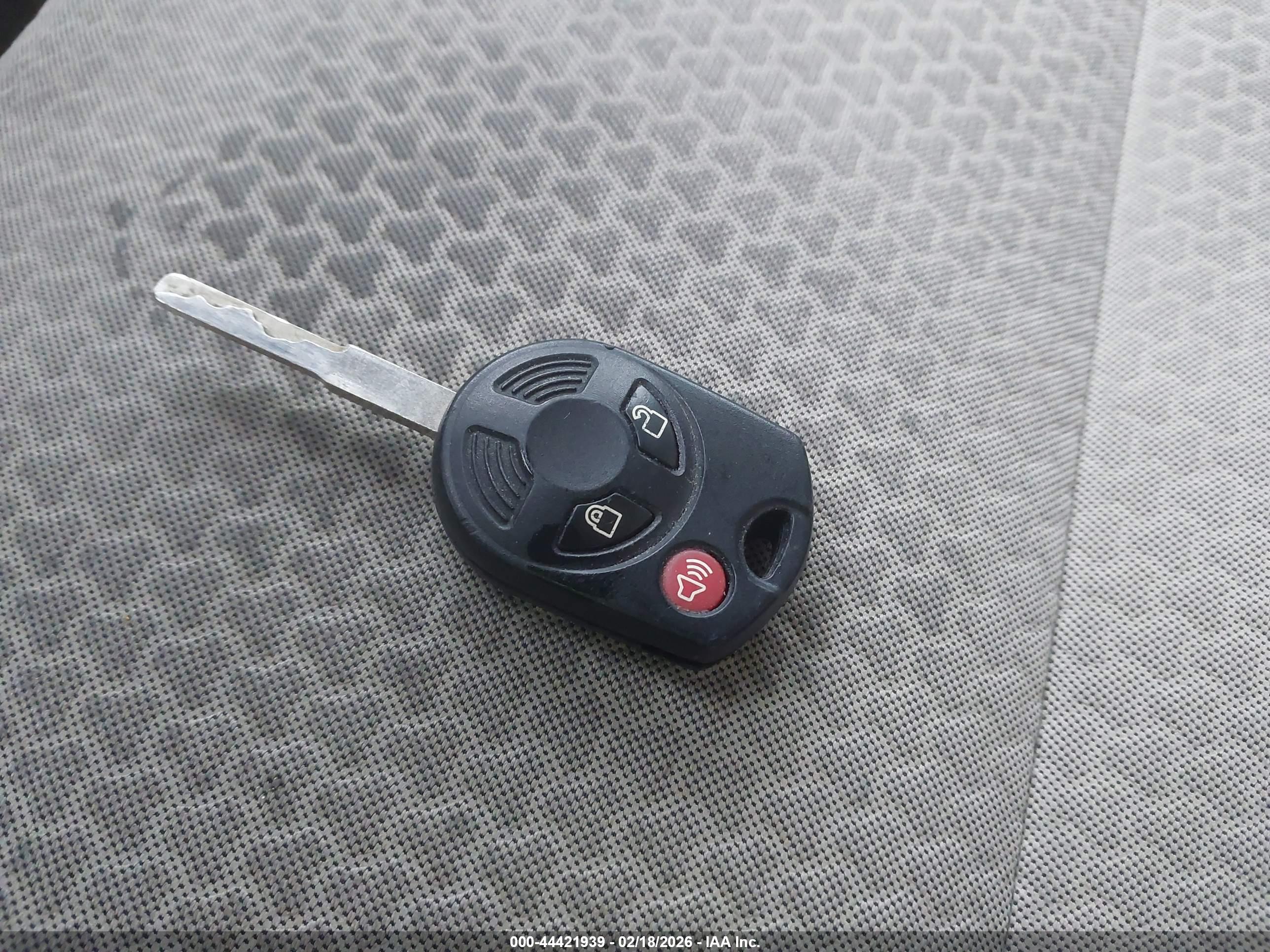 FORD ESCAPE image 11