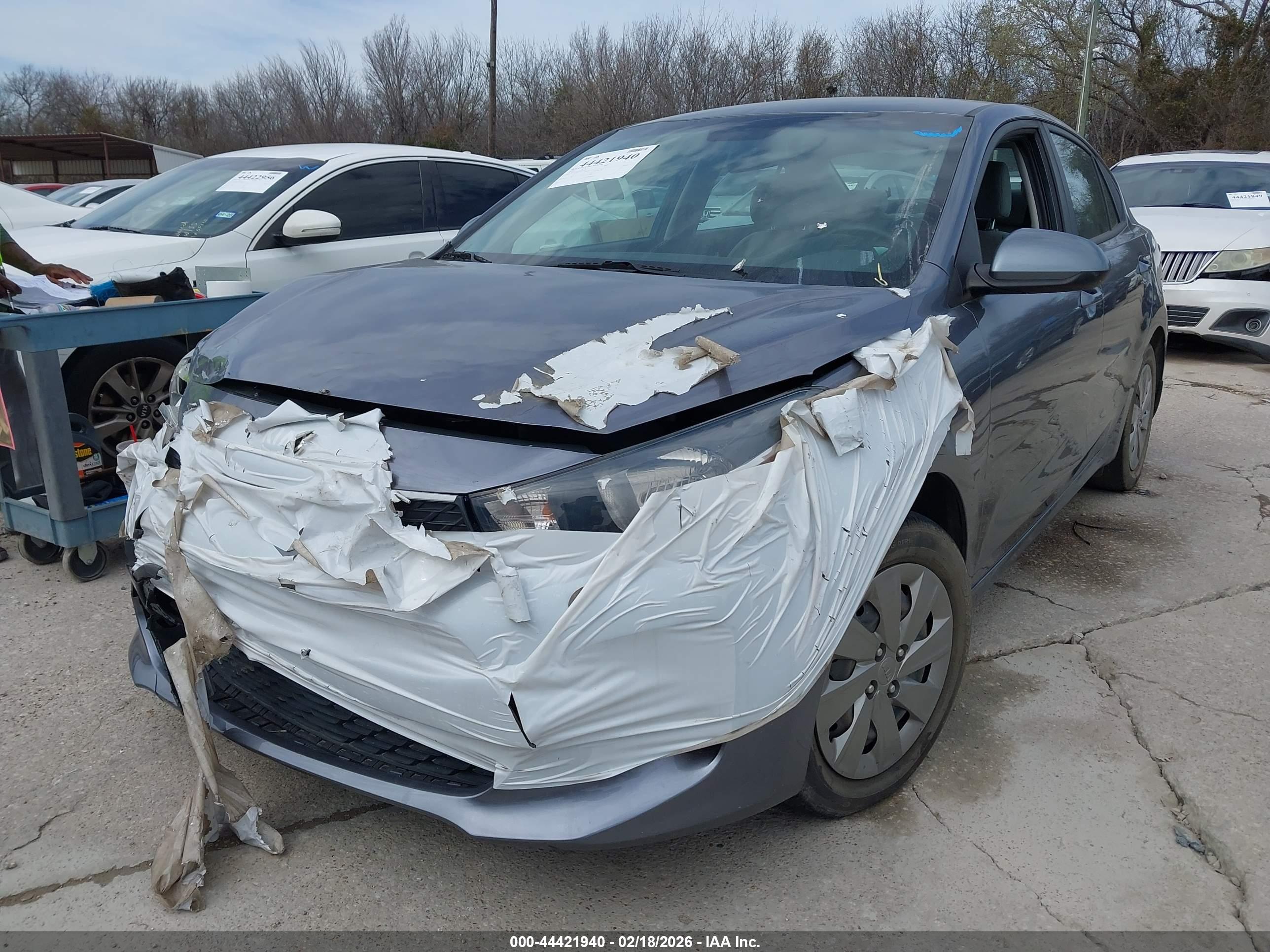 KIA RIO image 2