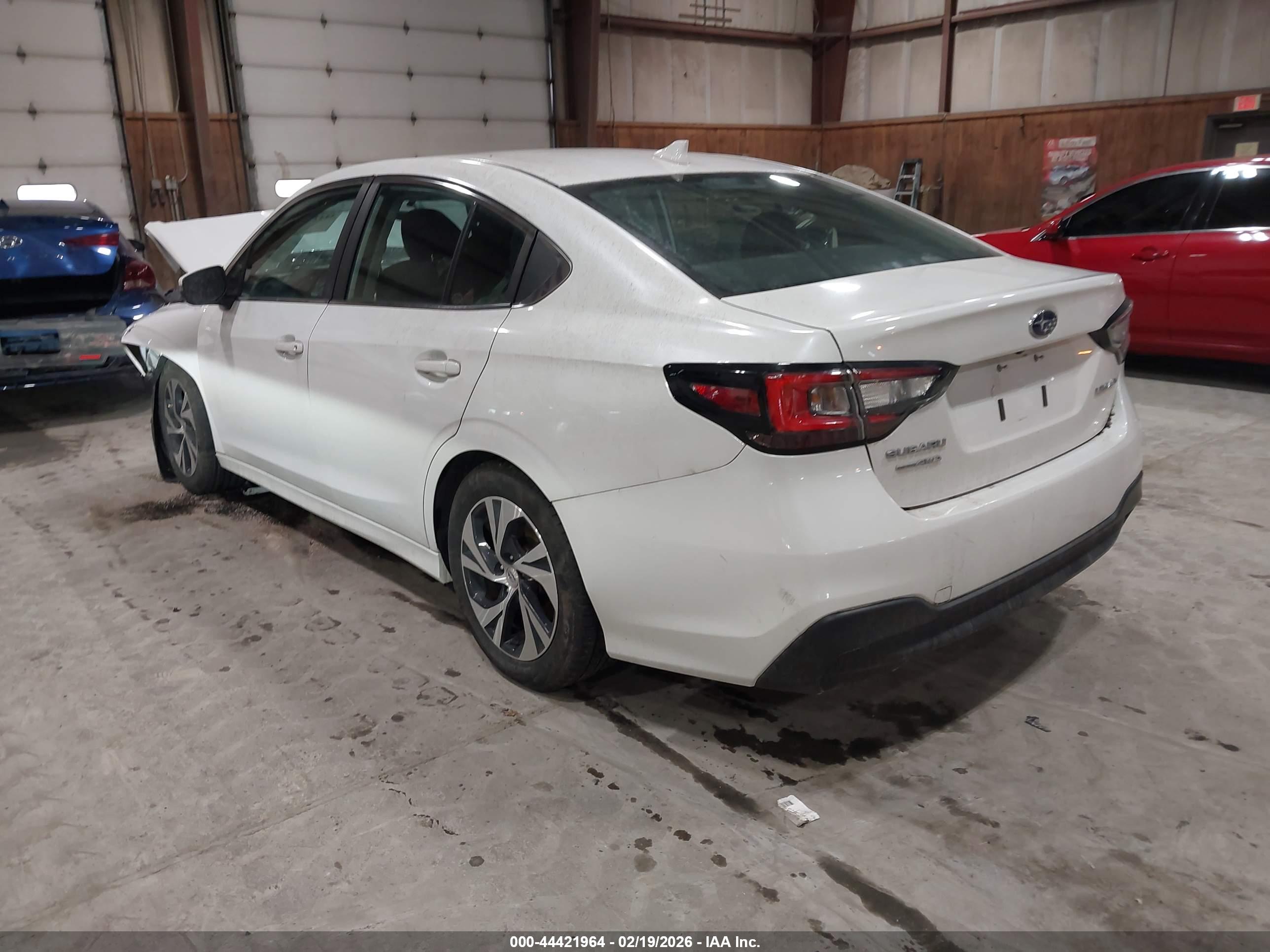 SUBARU LEGACY image 3