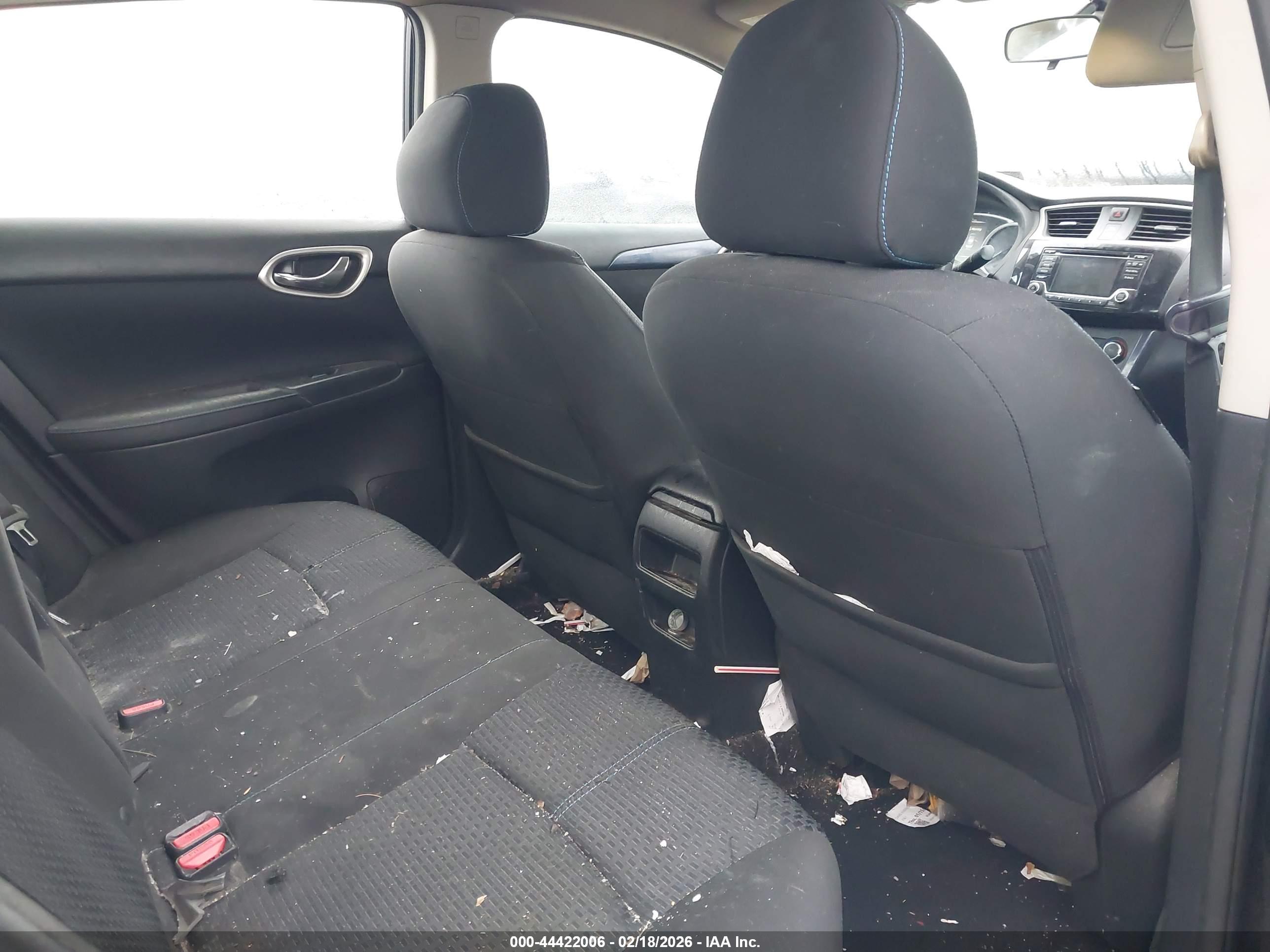 NISSAN SENTRA image 8