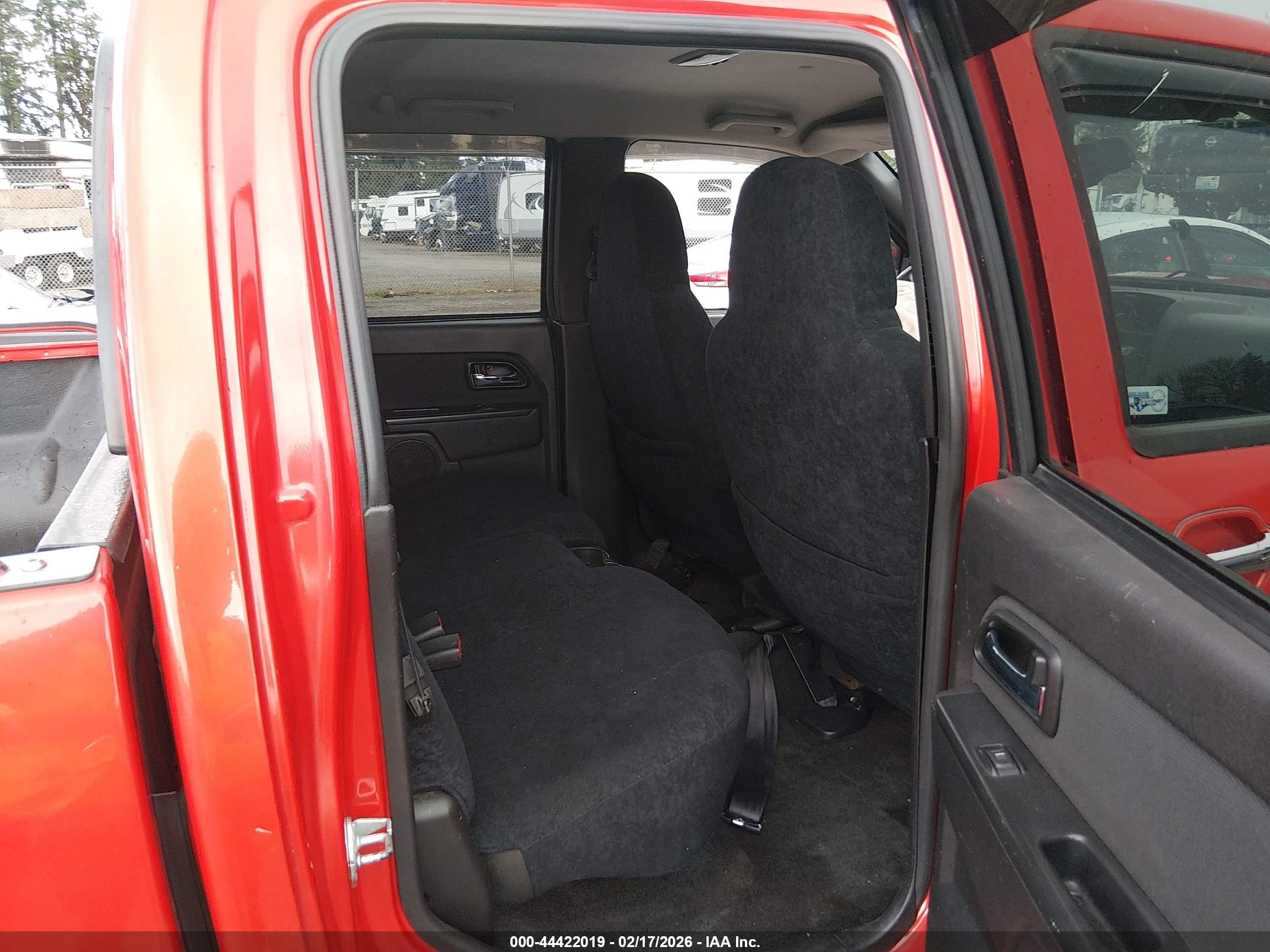CHEVROLET COLORADO image 8