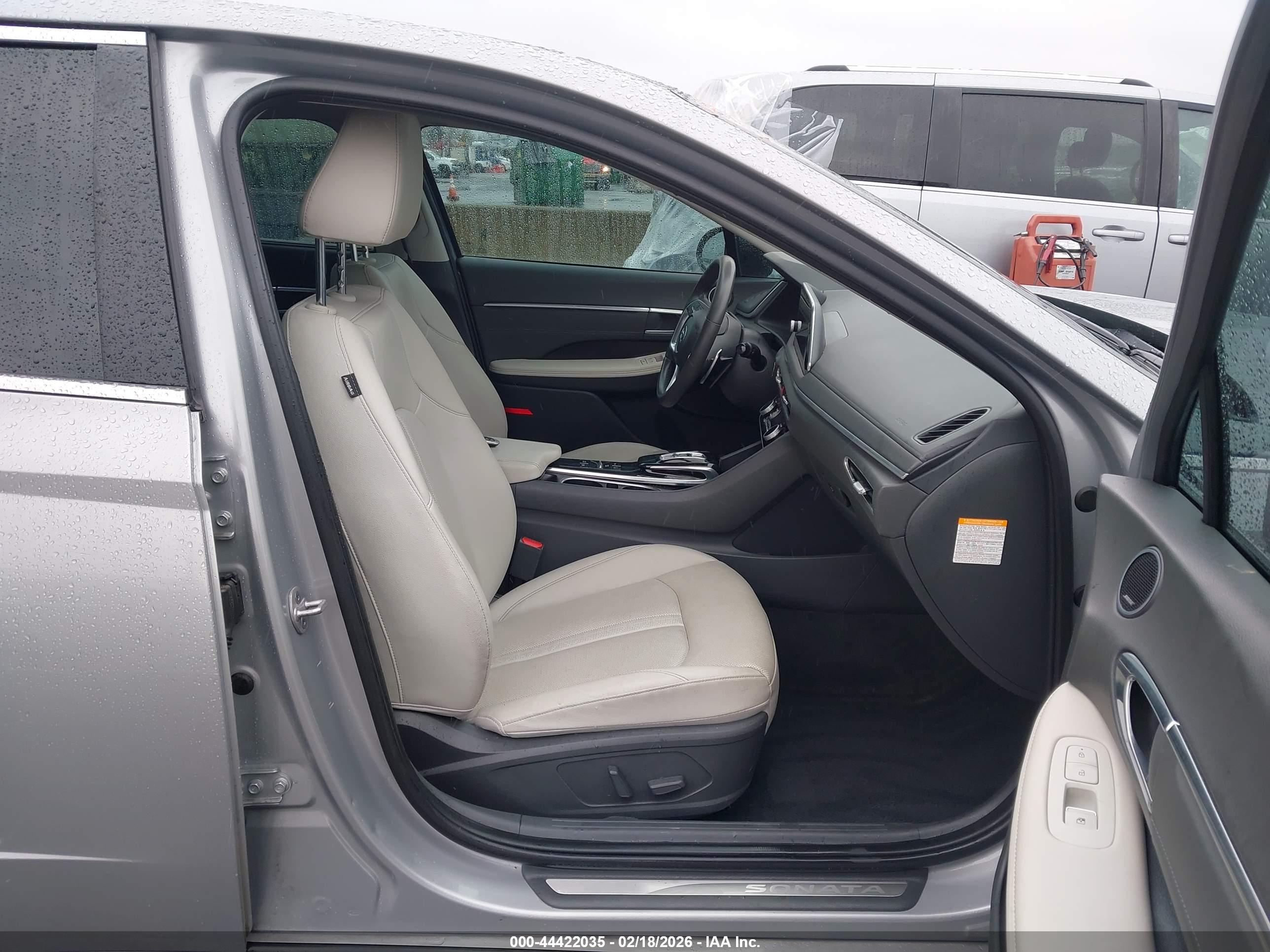 HYUNDAI SONATA image 5