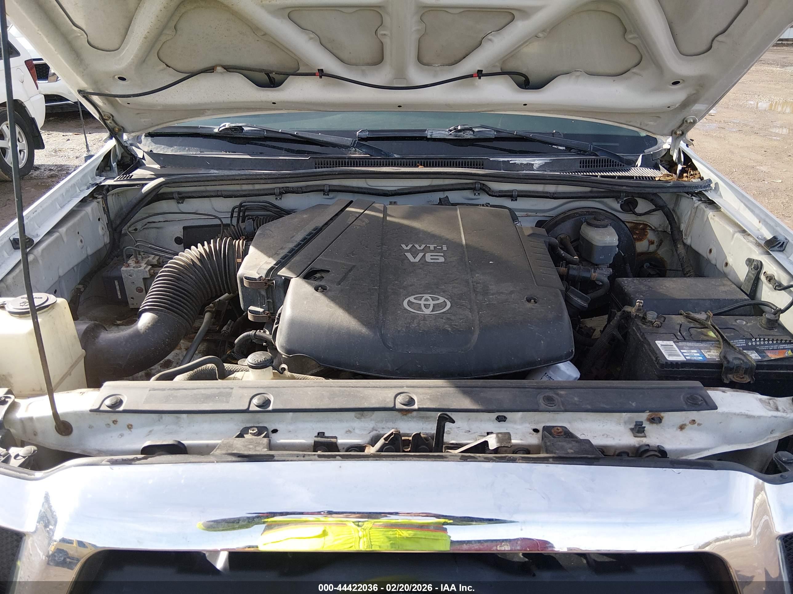 TOYOTA TACOMA image 10