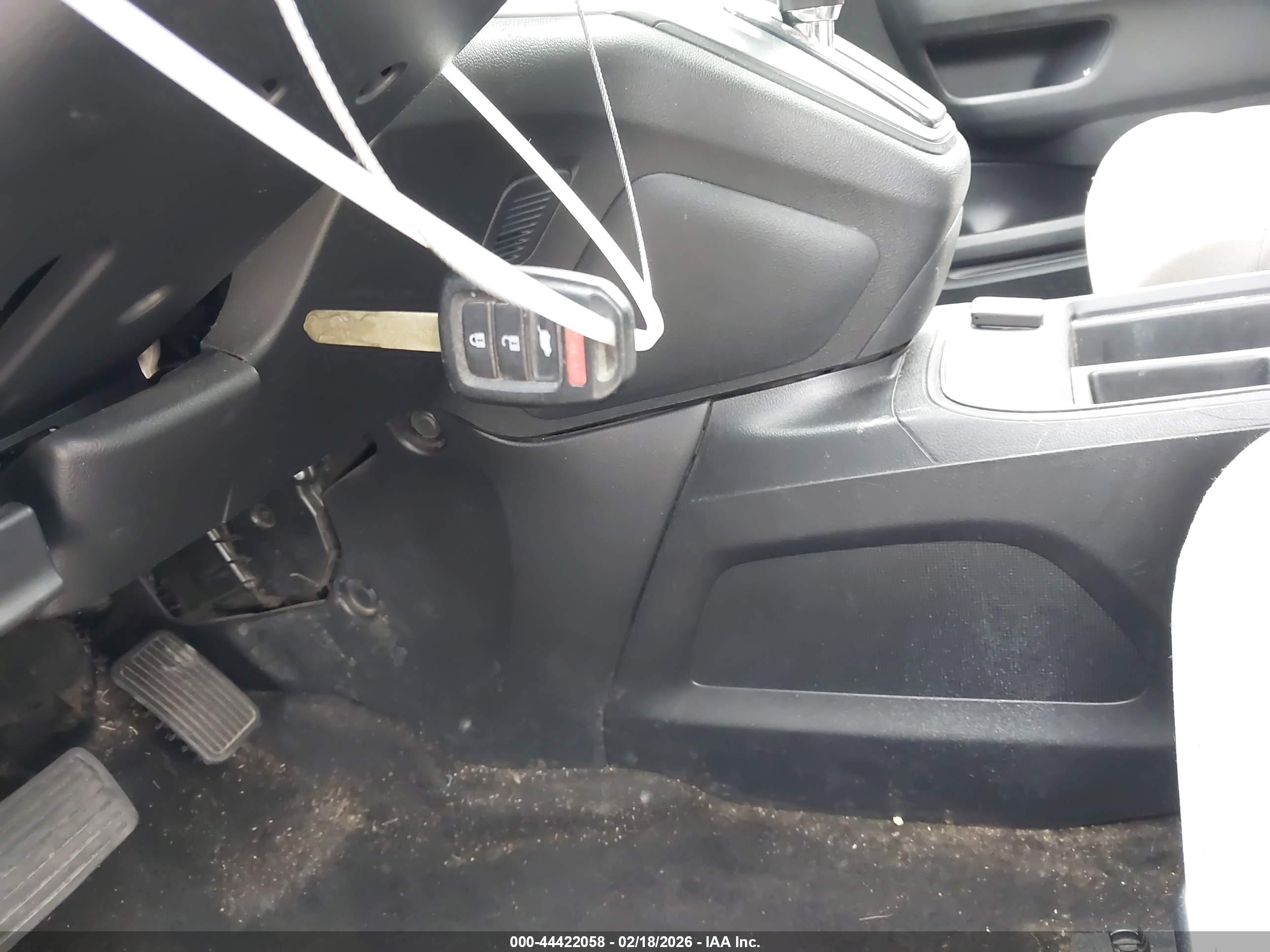 HONDA CR-V image 11