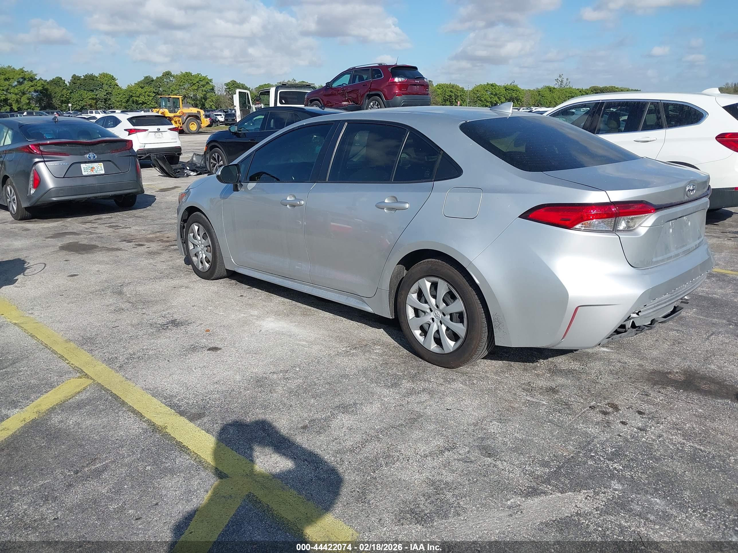 TOYOTA COROLLA image 3