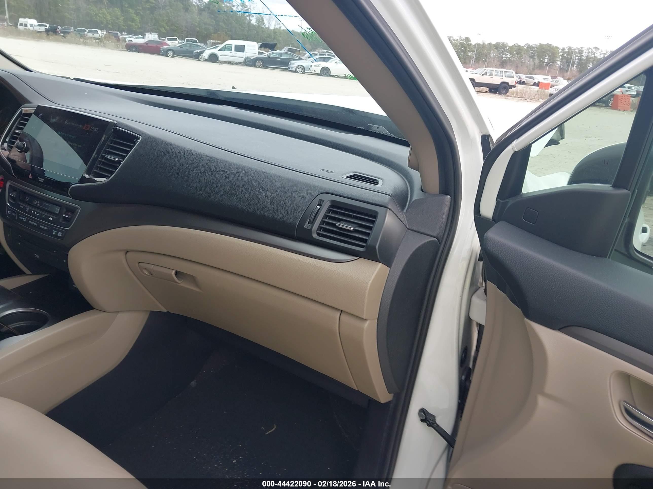 HONDA PILOT image 5