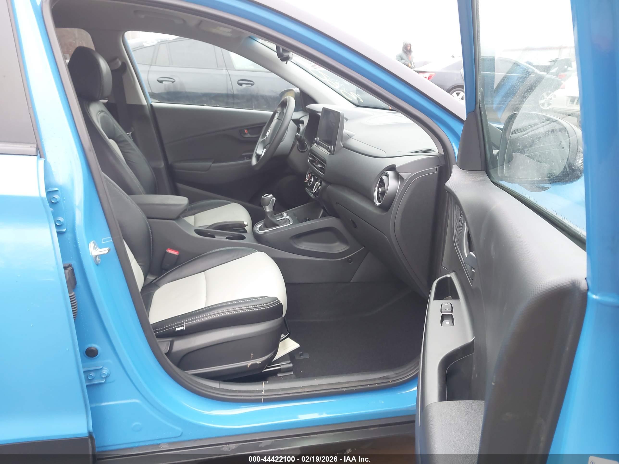 HYUNDAI KONA image 5