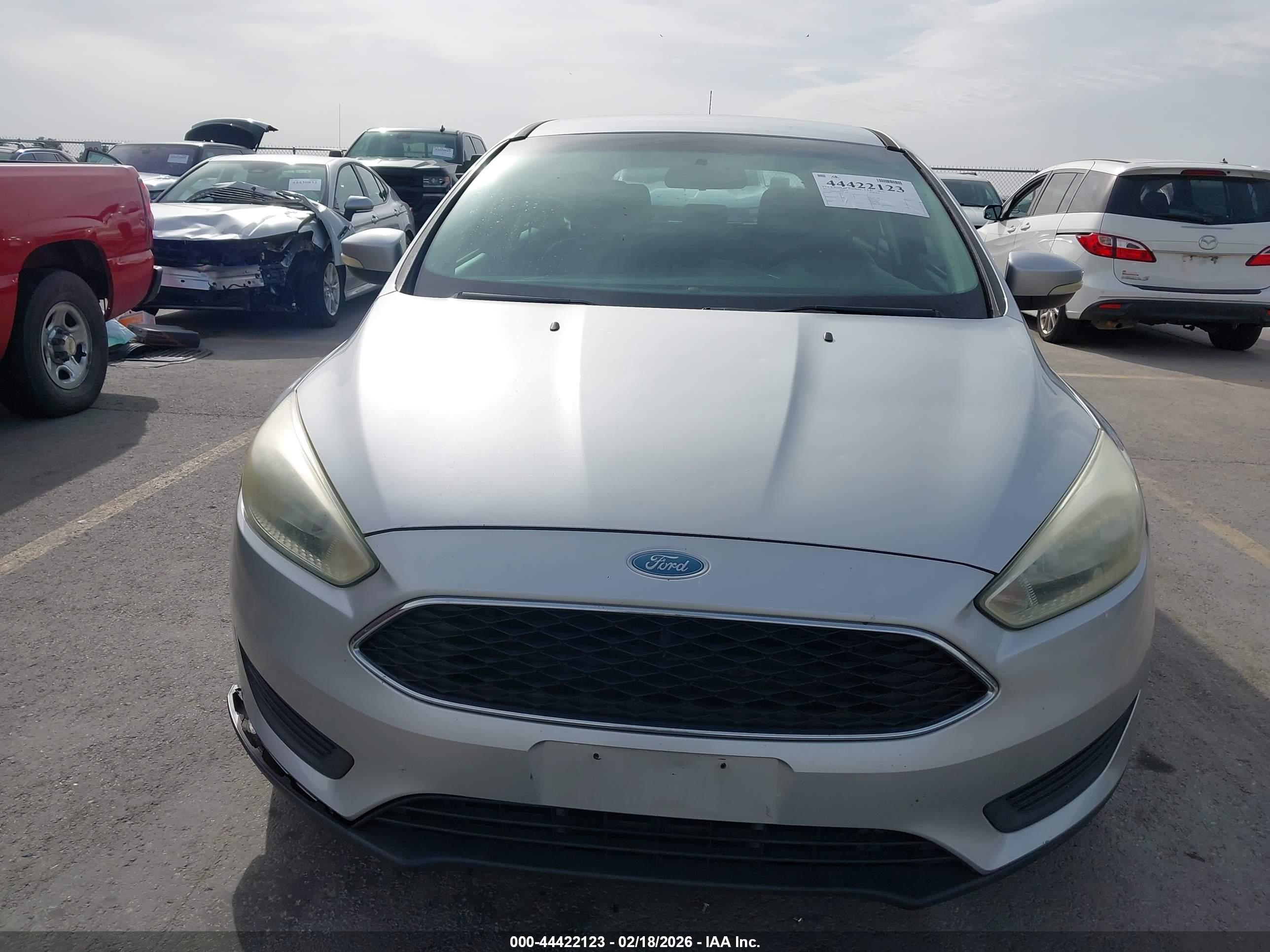 FORD FOCUS image 6