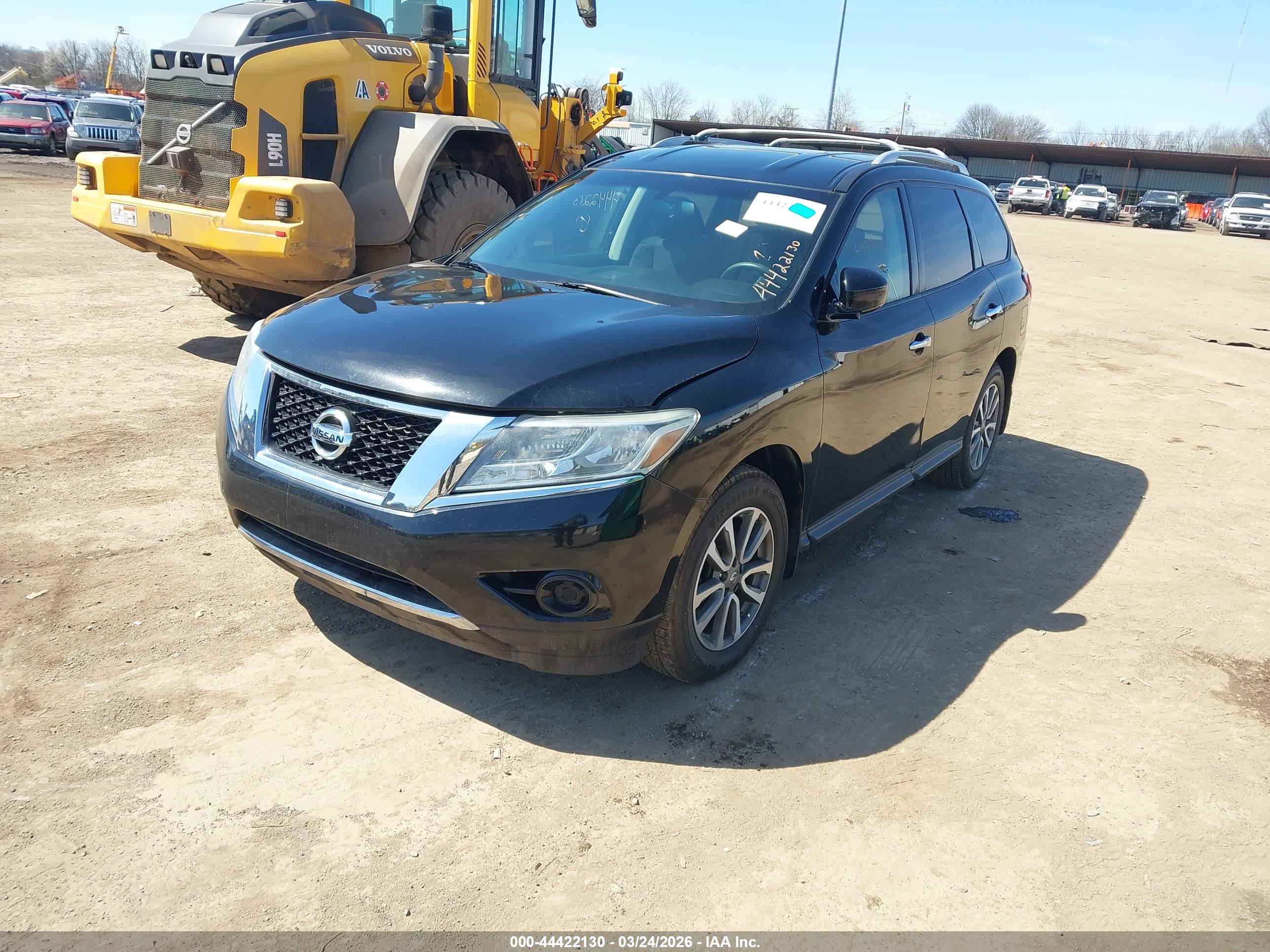 NISSAN PATHFINDER image 2