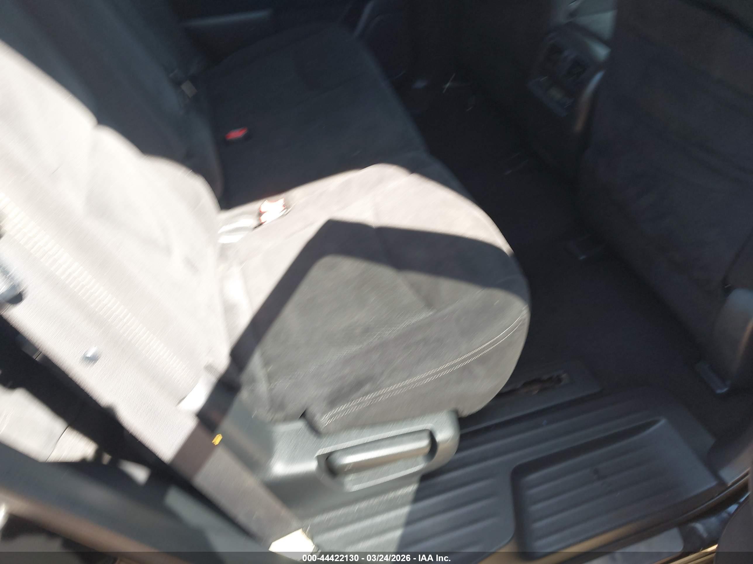 NISSAN PATHFINDER image 8