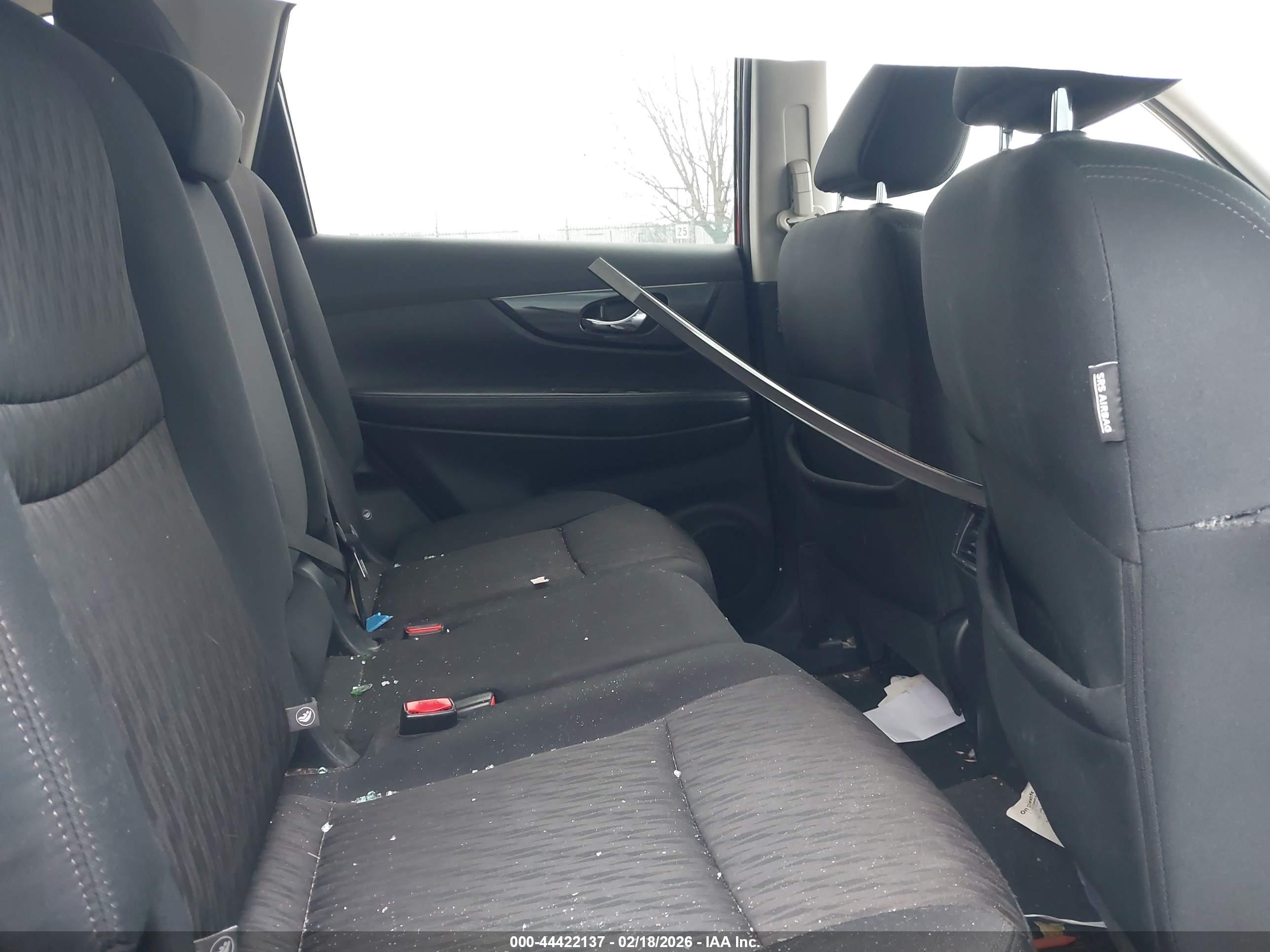 NISSAN ROGUE image 8
