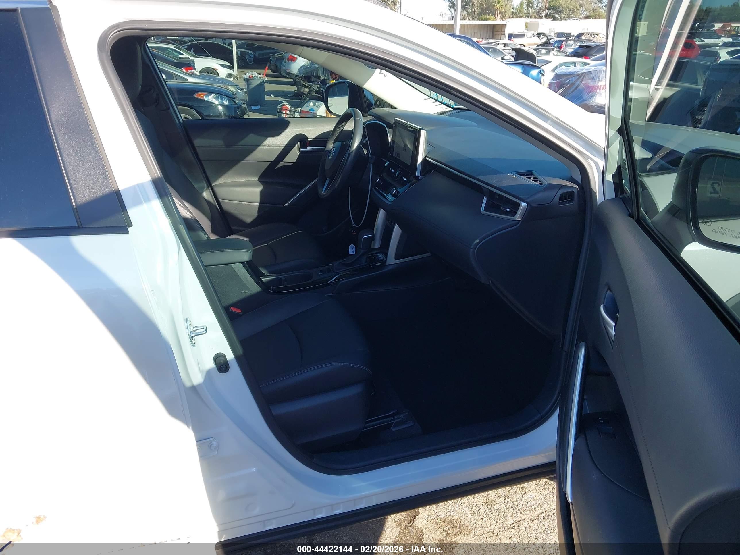 TOYOTA COROLLA image 5