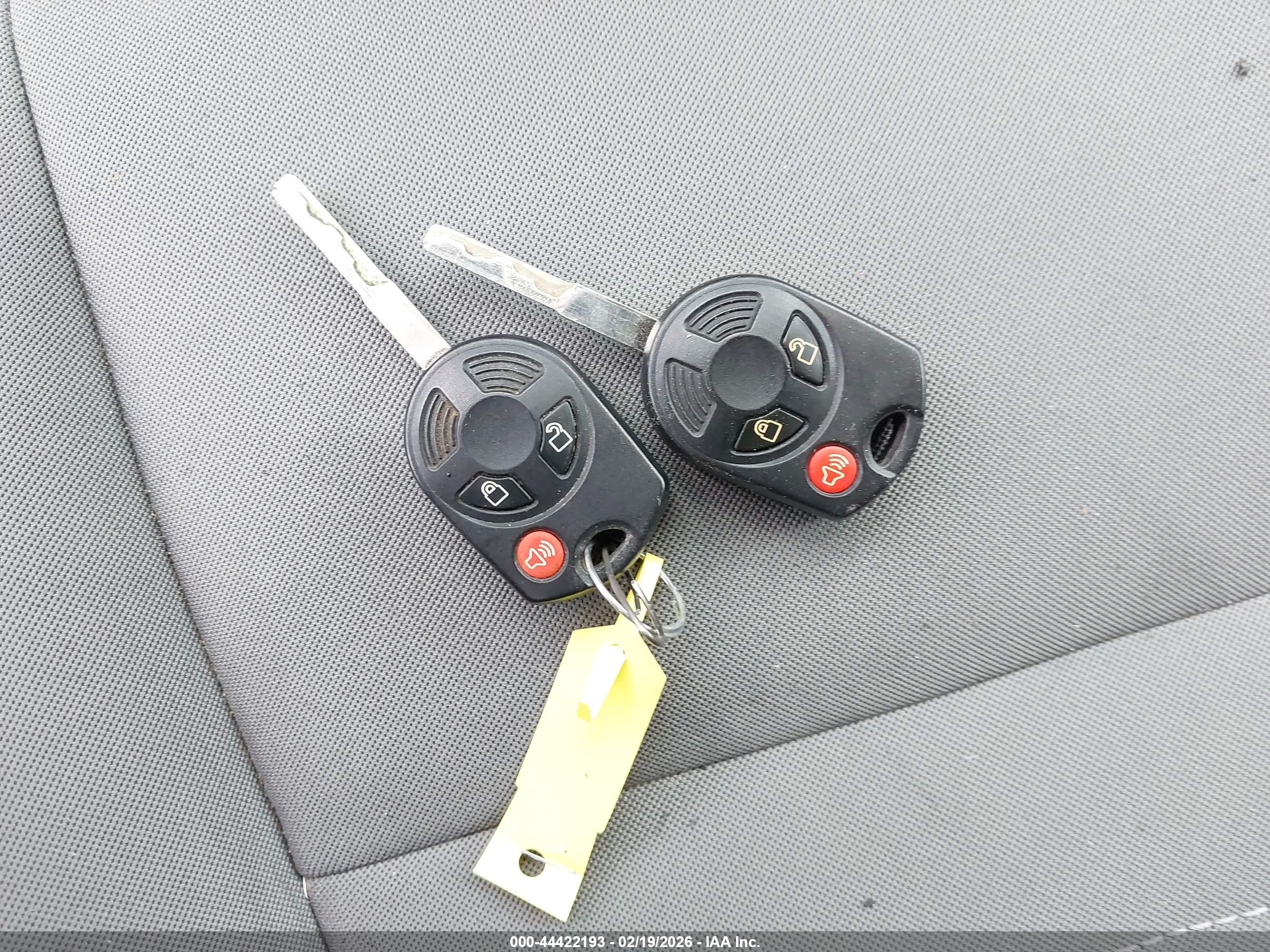 FORD ESCAPE image 11