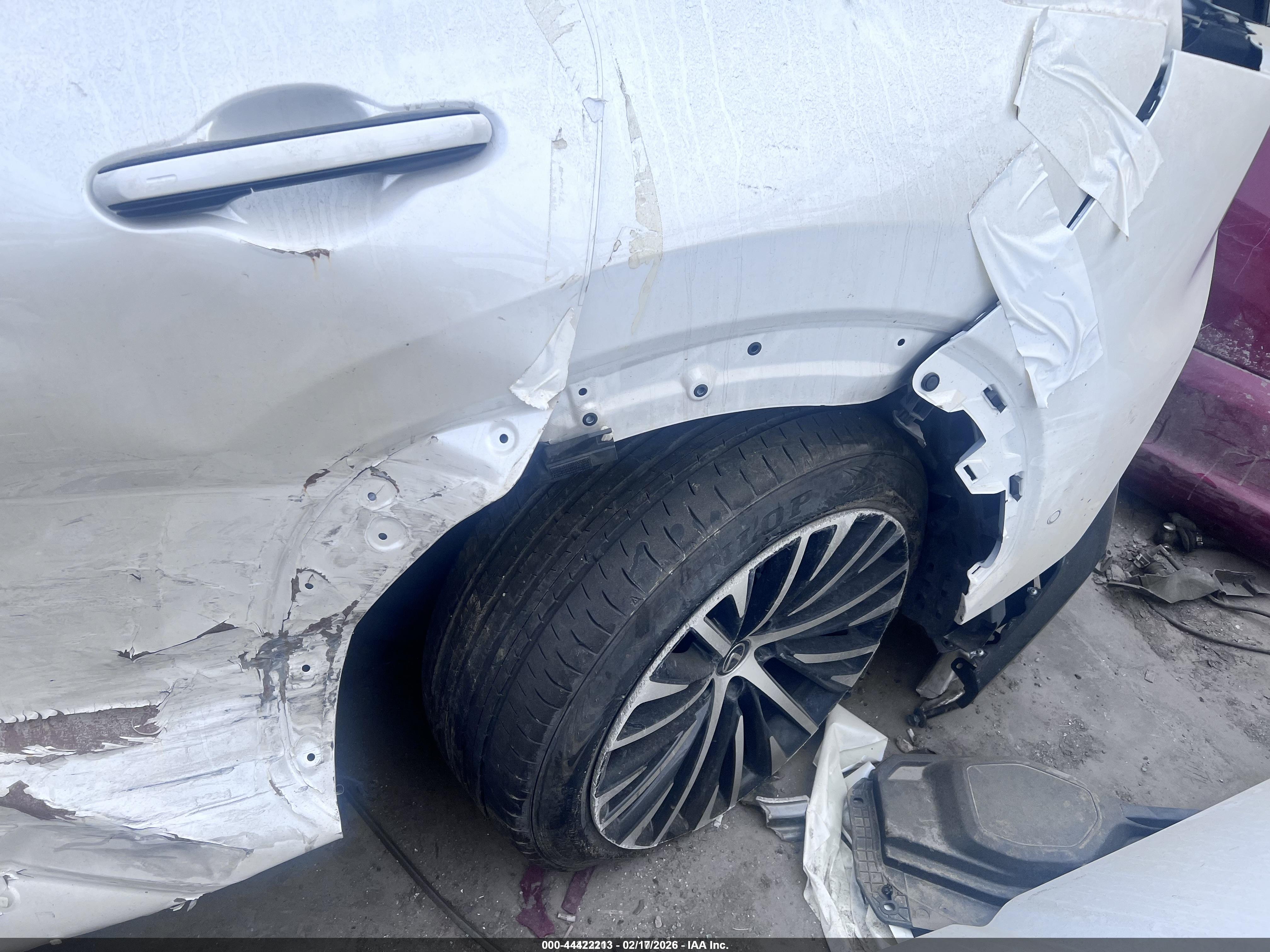 LEXUS RZ image 6