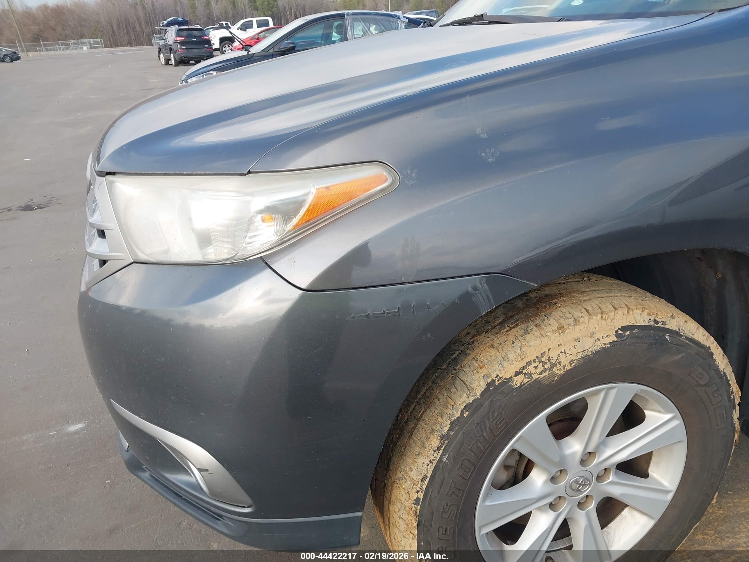 TOYOTA HIGHLANDER image 6