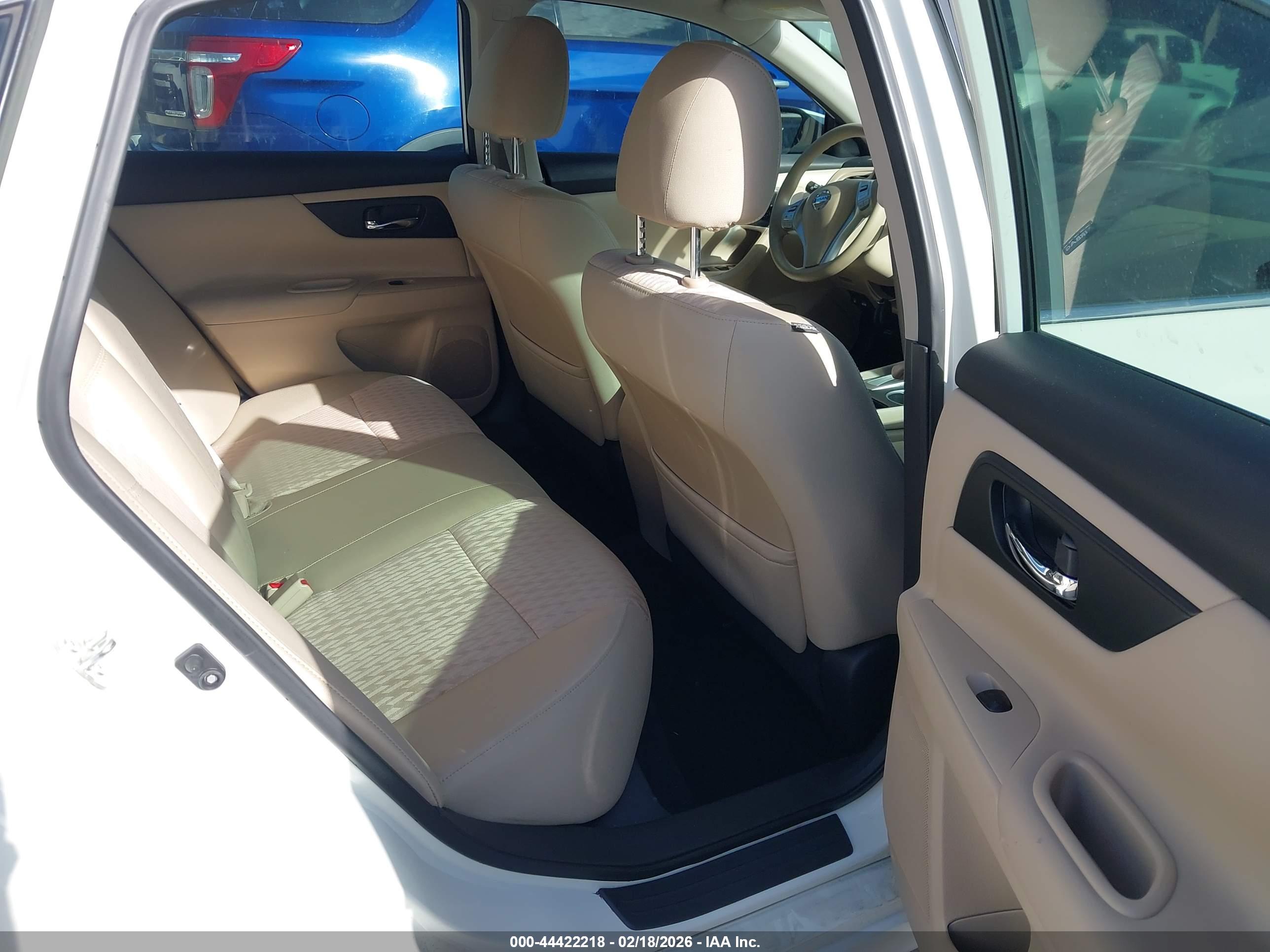 NISSAN ALTIMA image 8