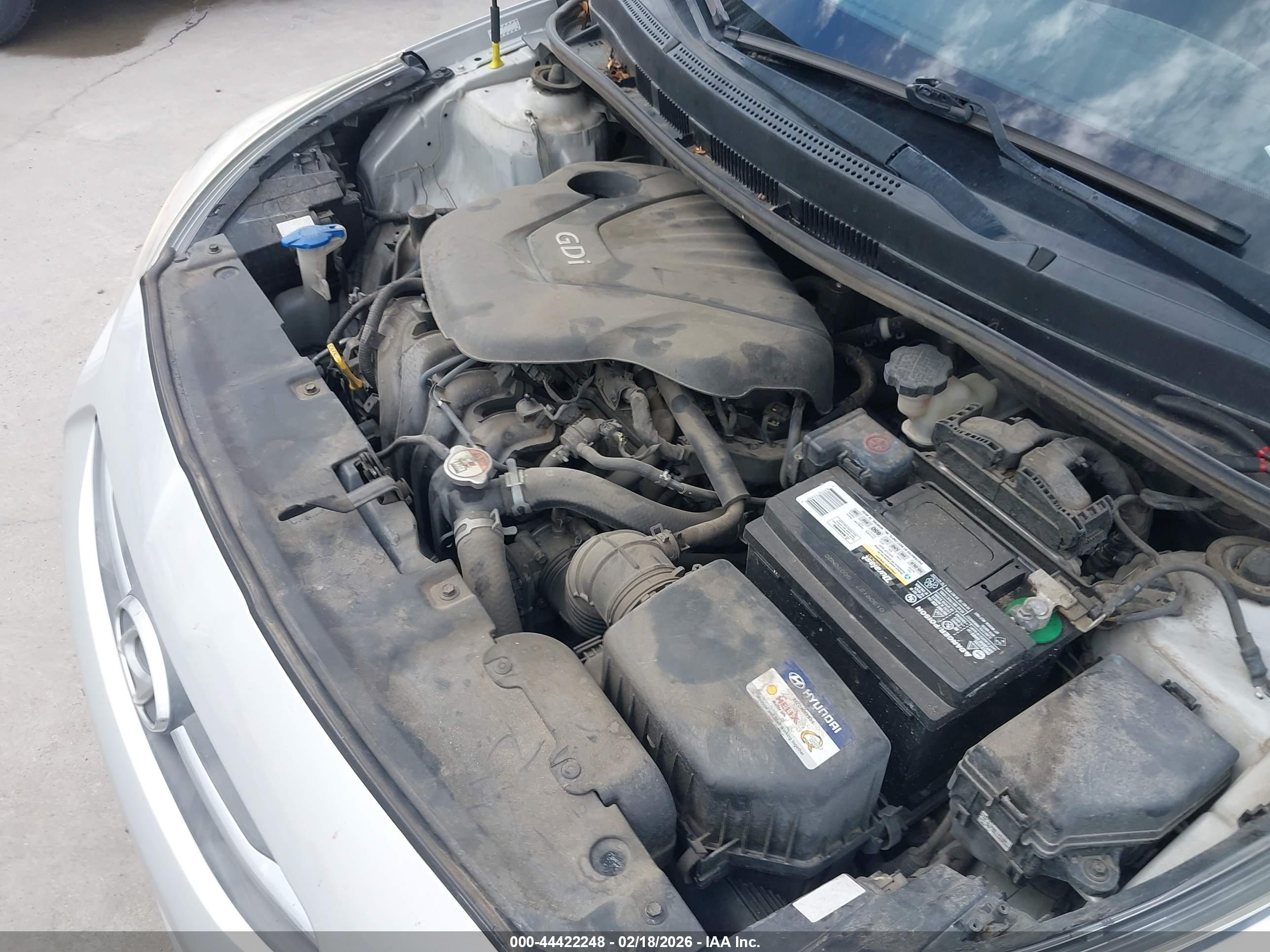 HYUNDAI ACCENT image 10