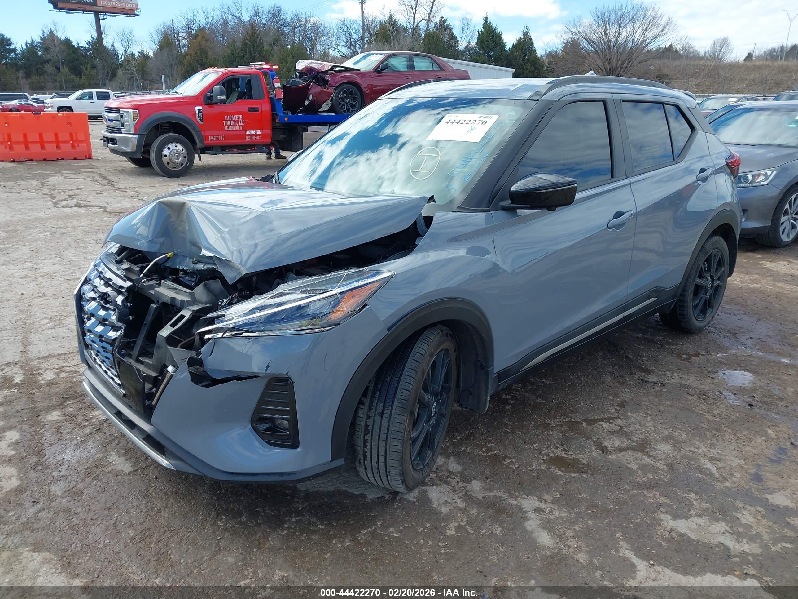 NISSAN KICKS image 2