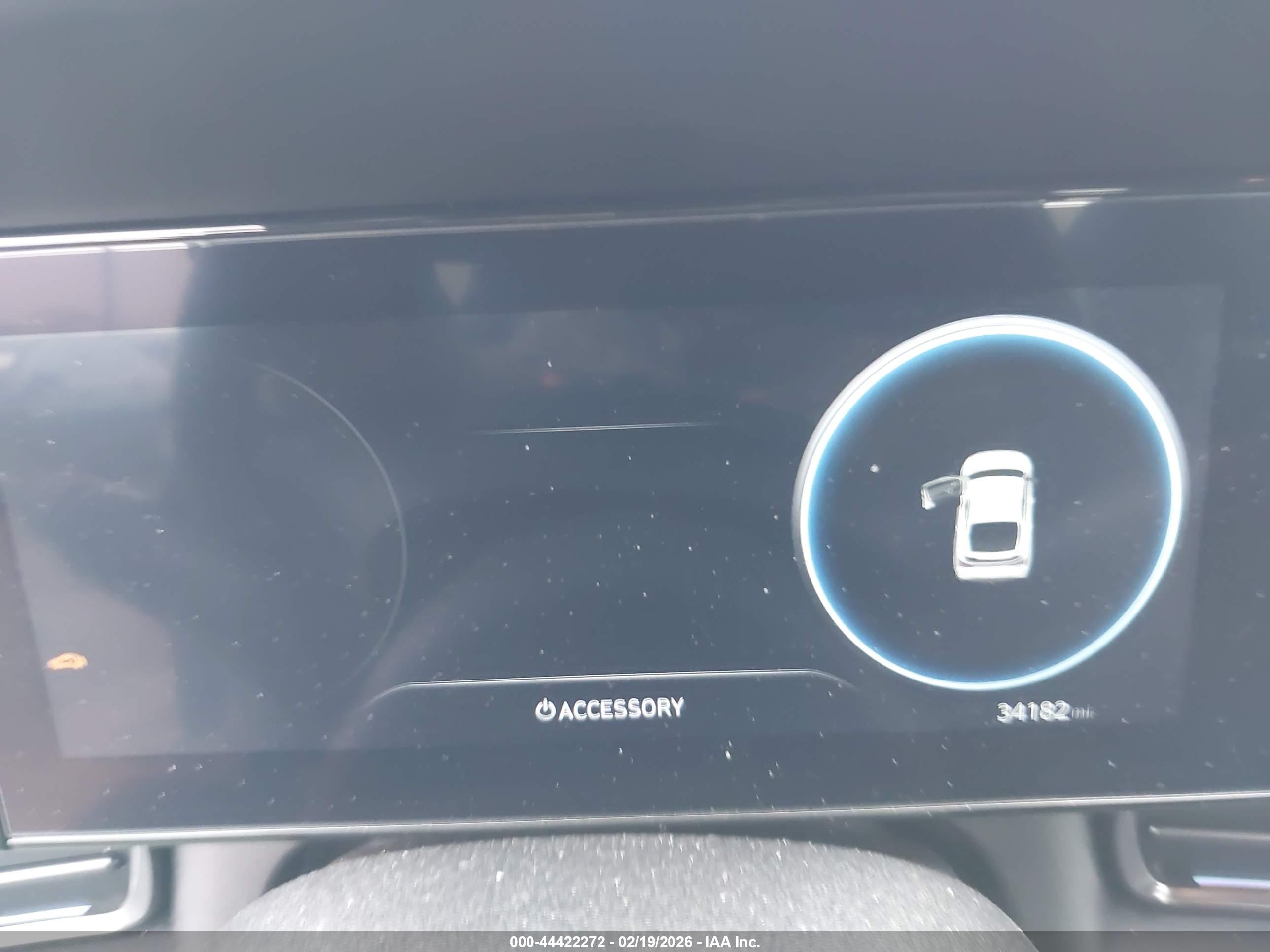 HYUNDAI ELANTRA image 7