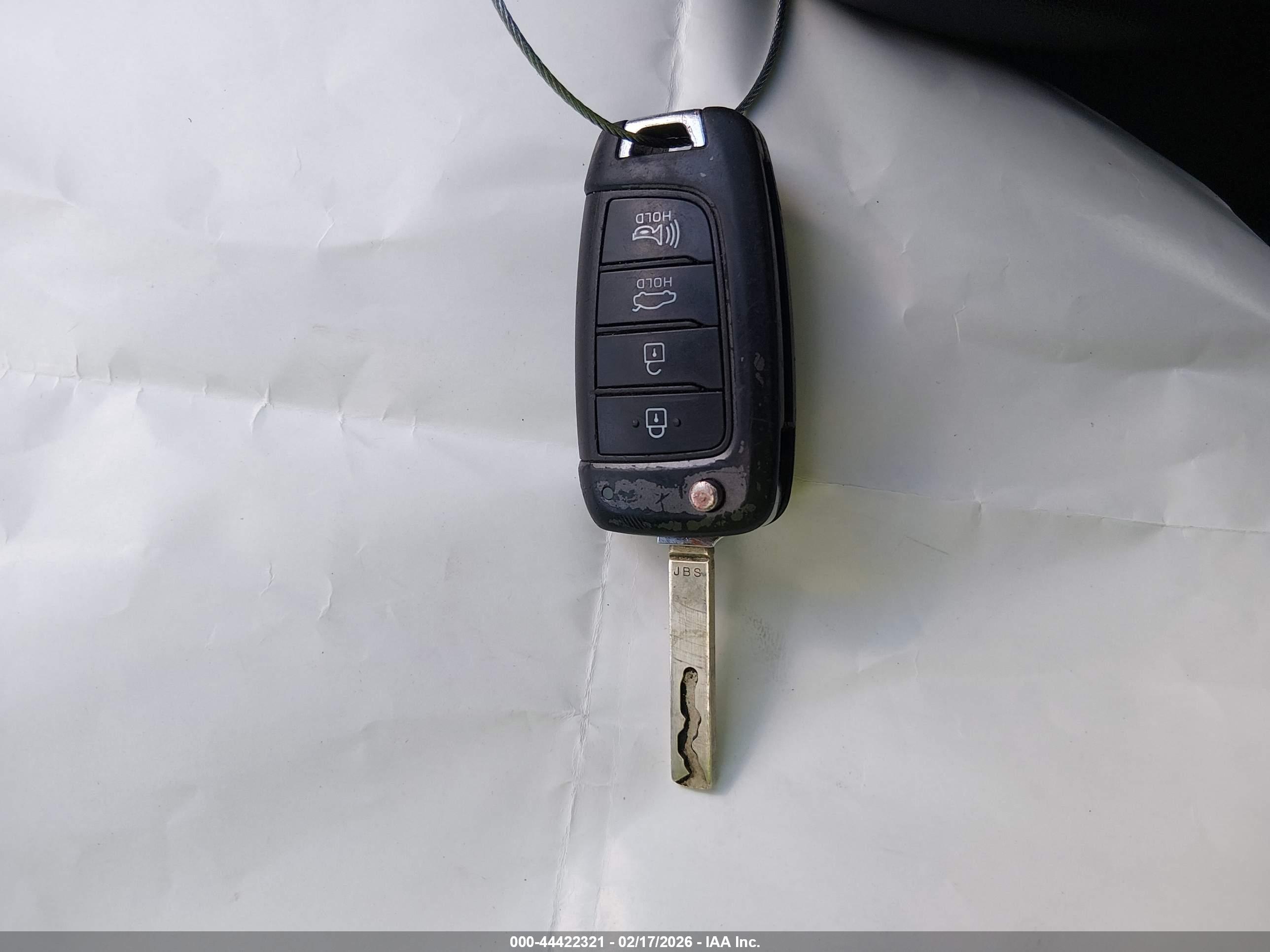 HYUNDAI ELANTRA image 11