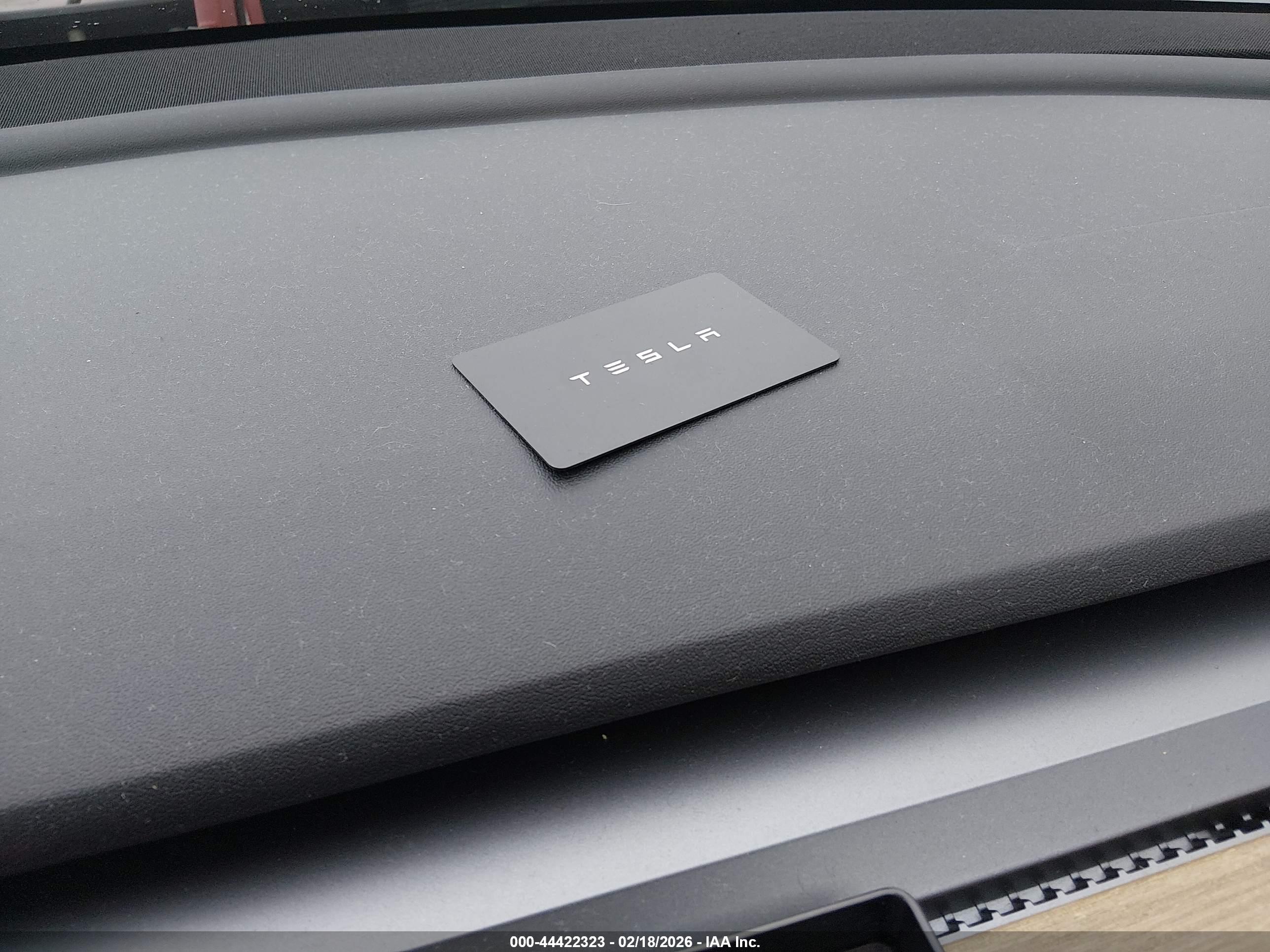 TESLA MODEL image 11