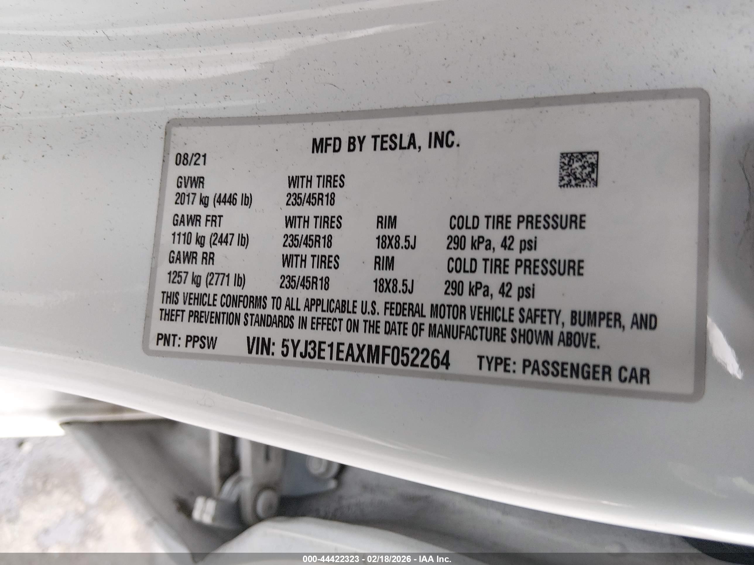 TESLA MODEL image 9
