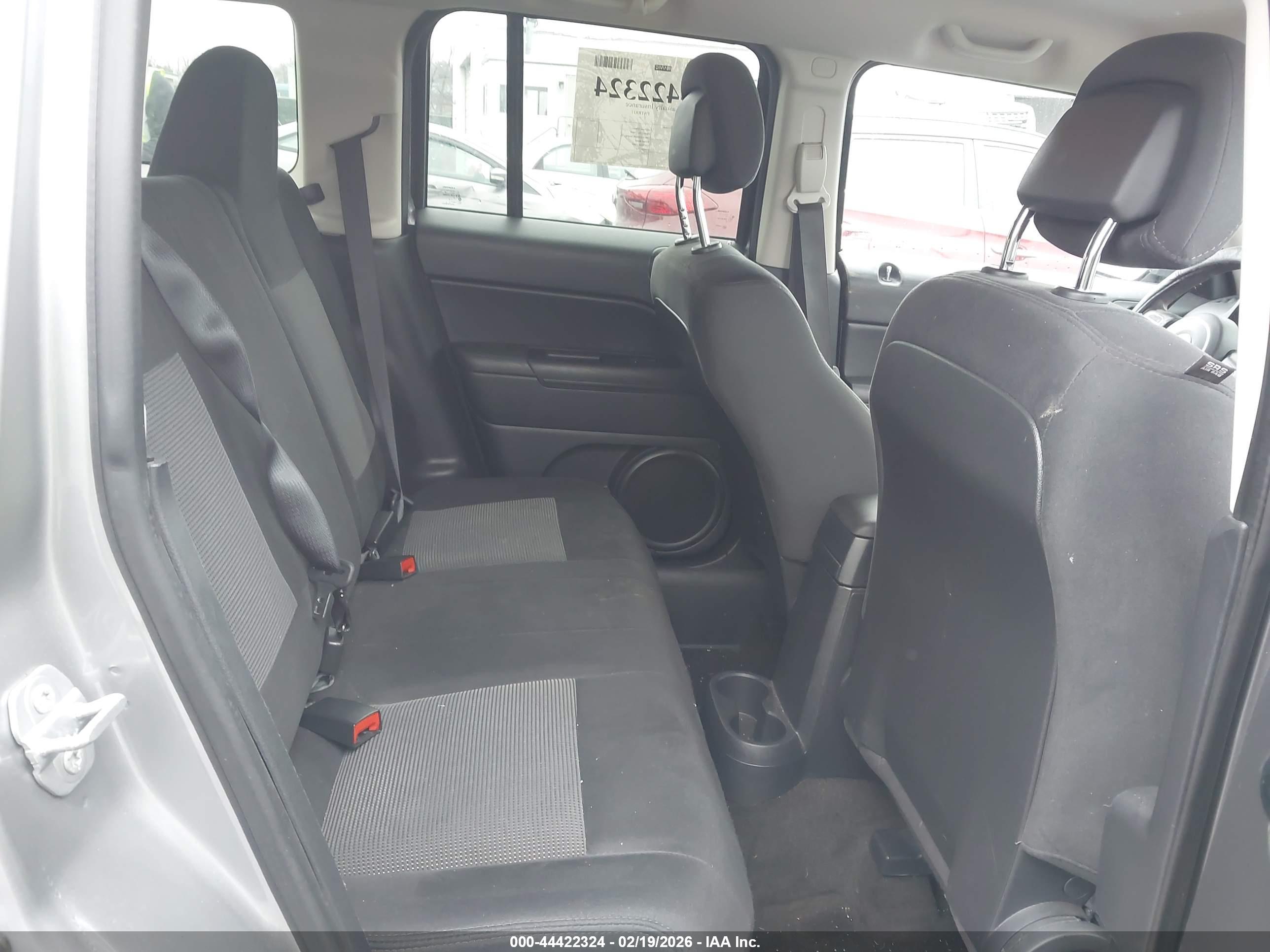 JEEP PATRIOT image 8