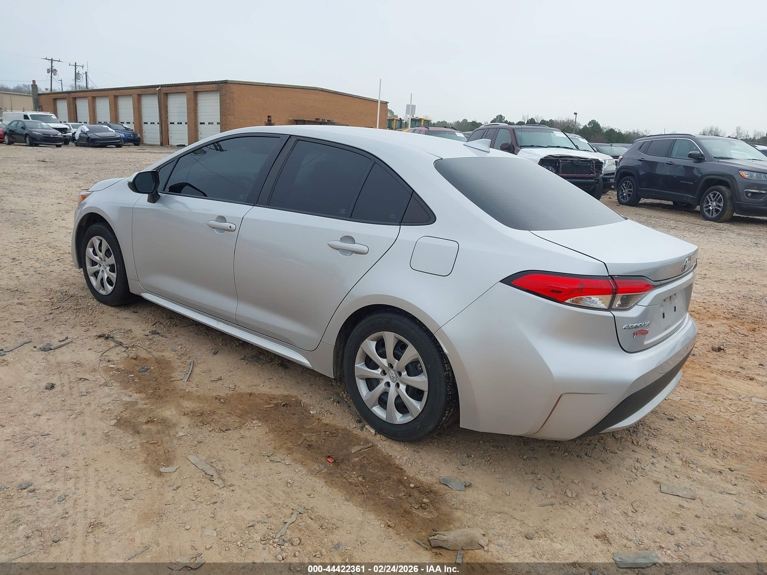 TOYOTA COROLLA image 3