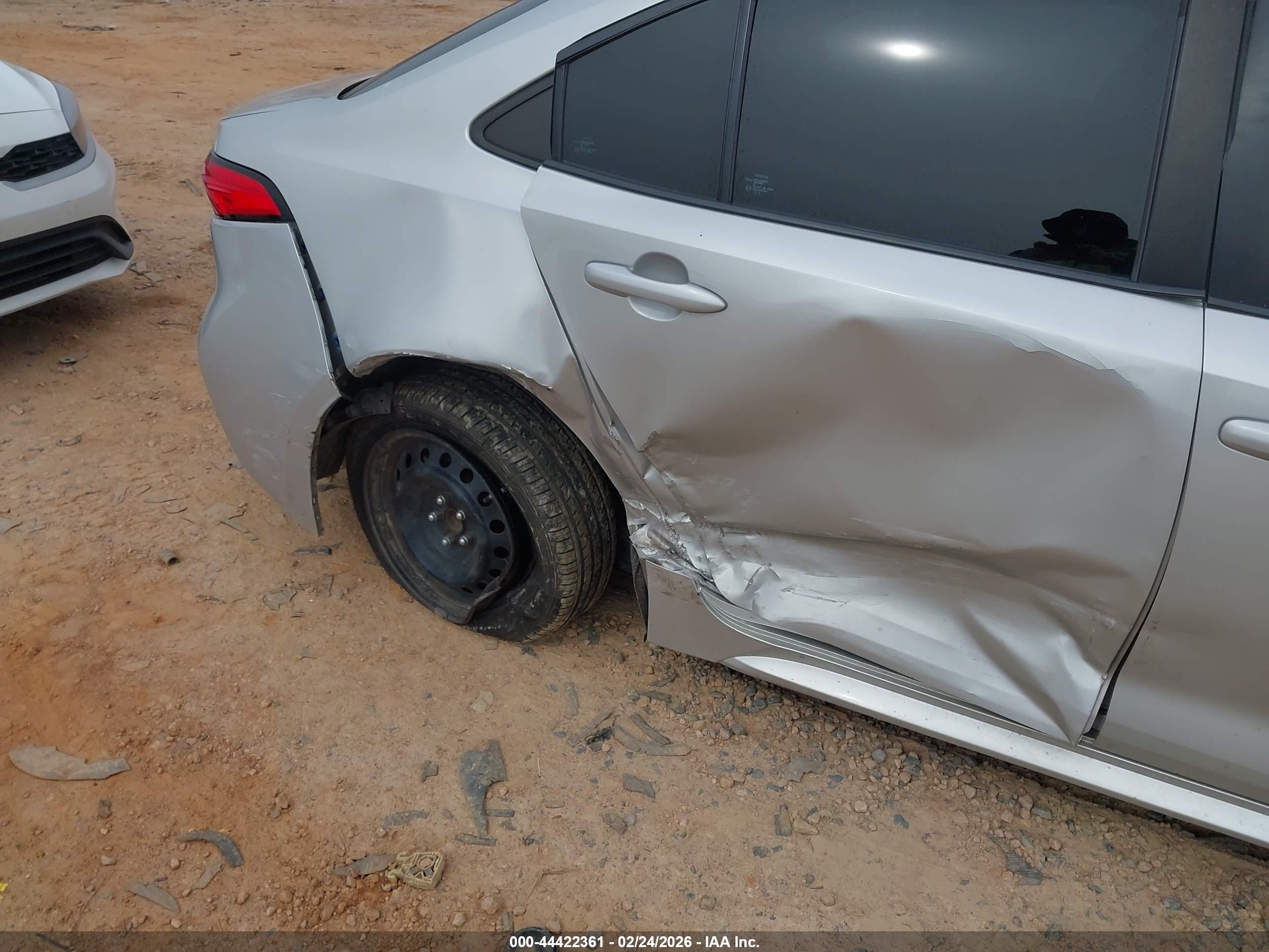 TOYOTA COROLLA image 6