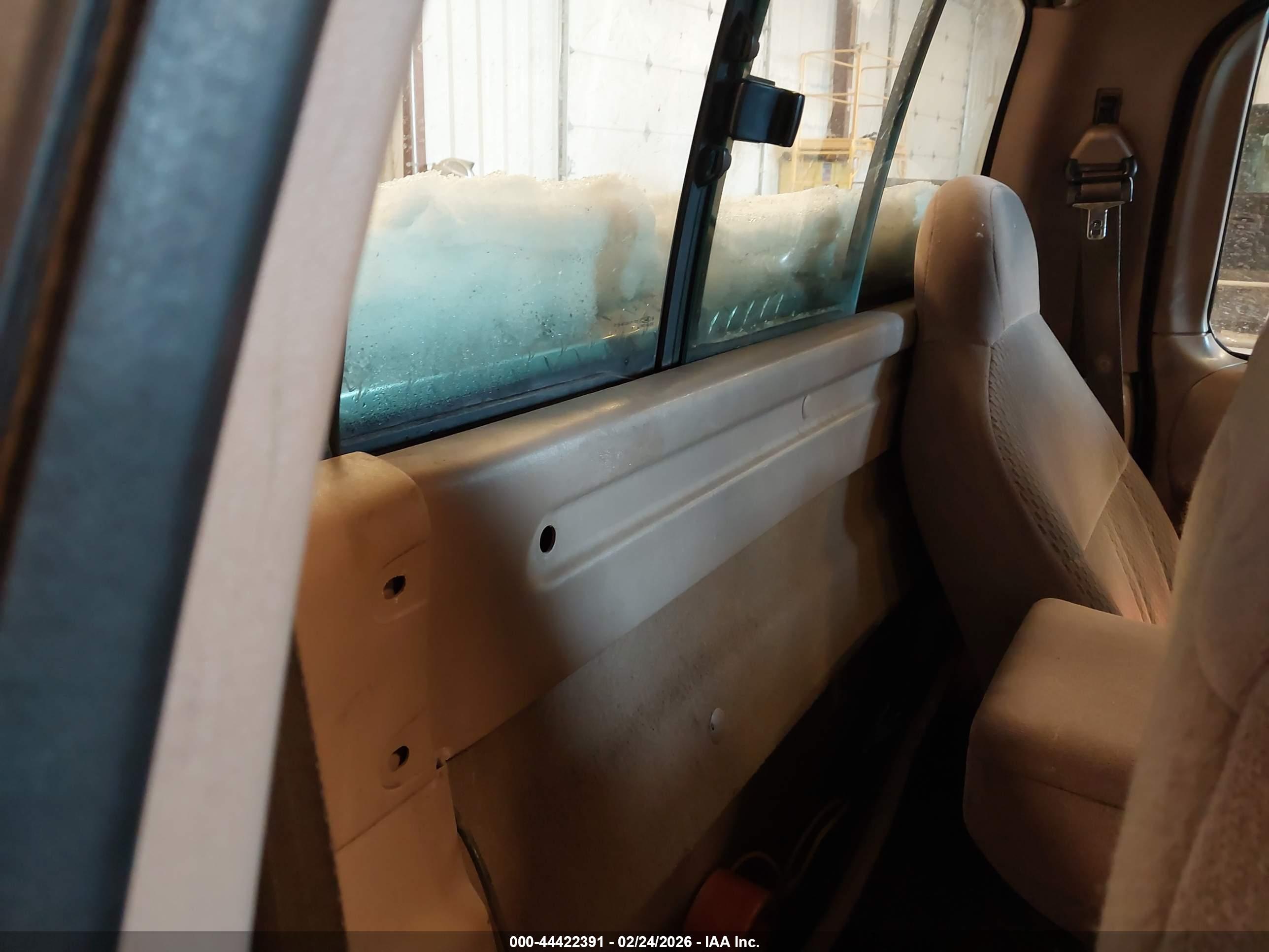FORD F-250 image 8