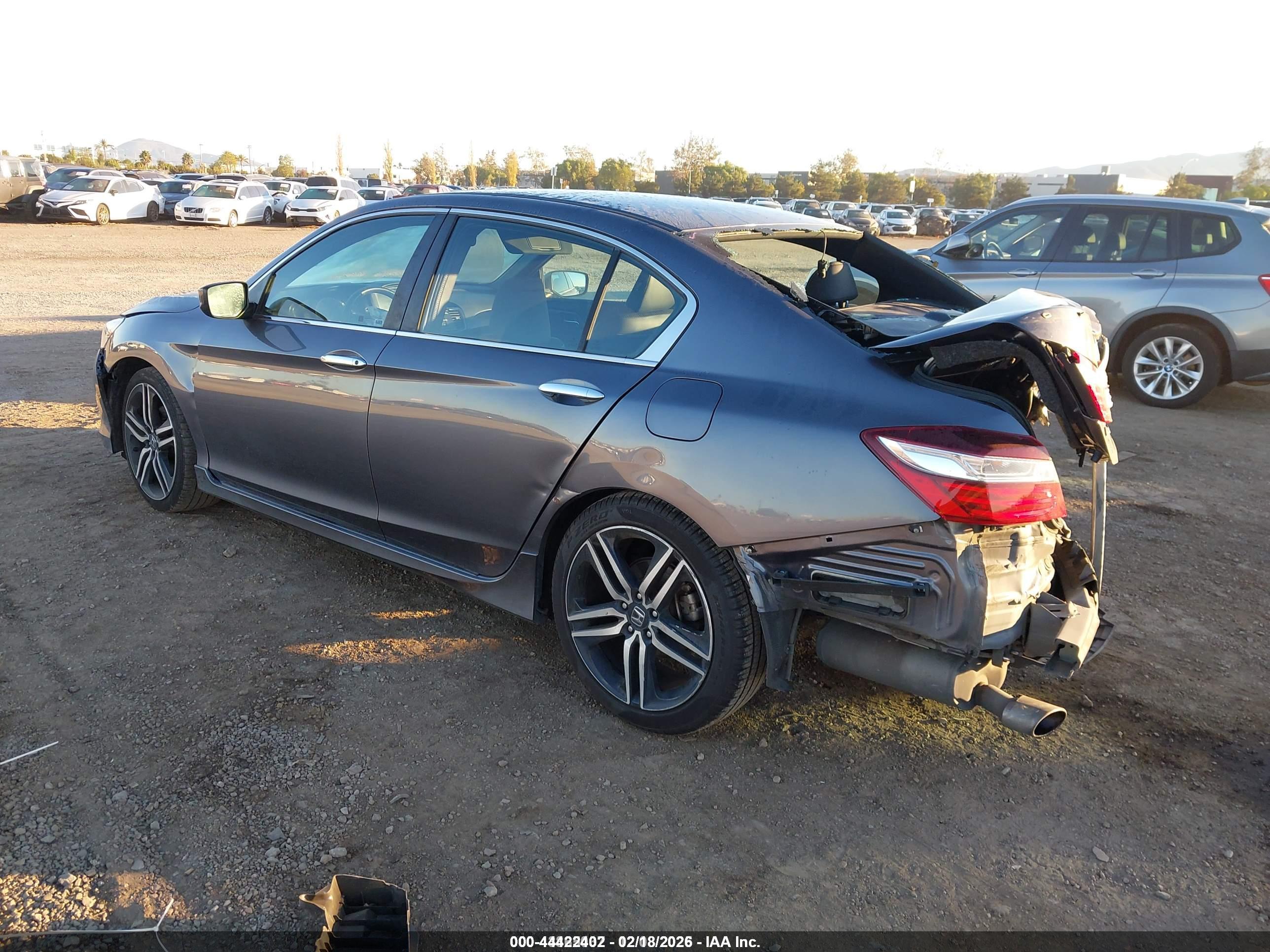 HONDA ACCORD image 3