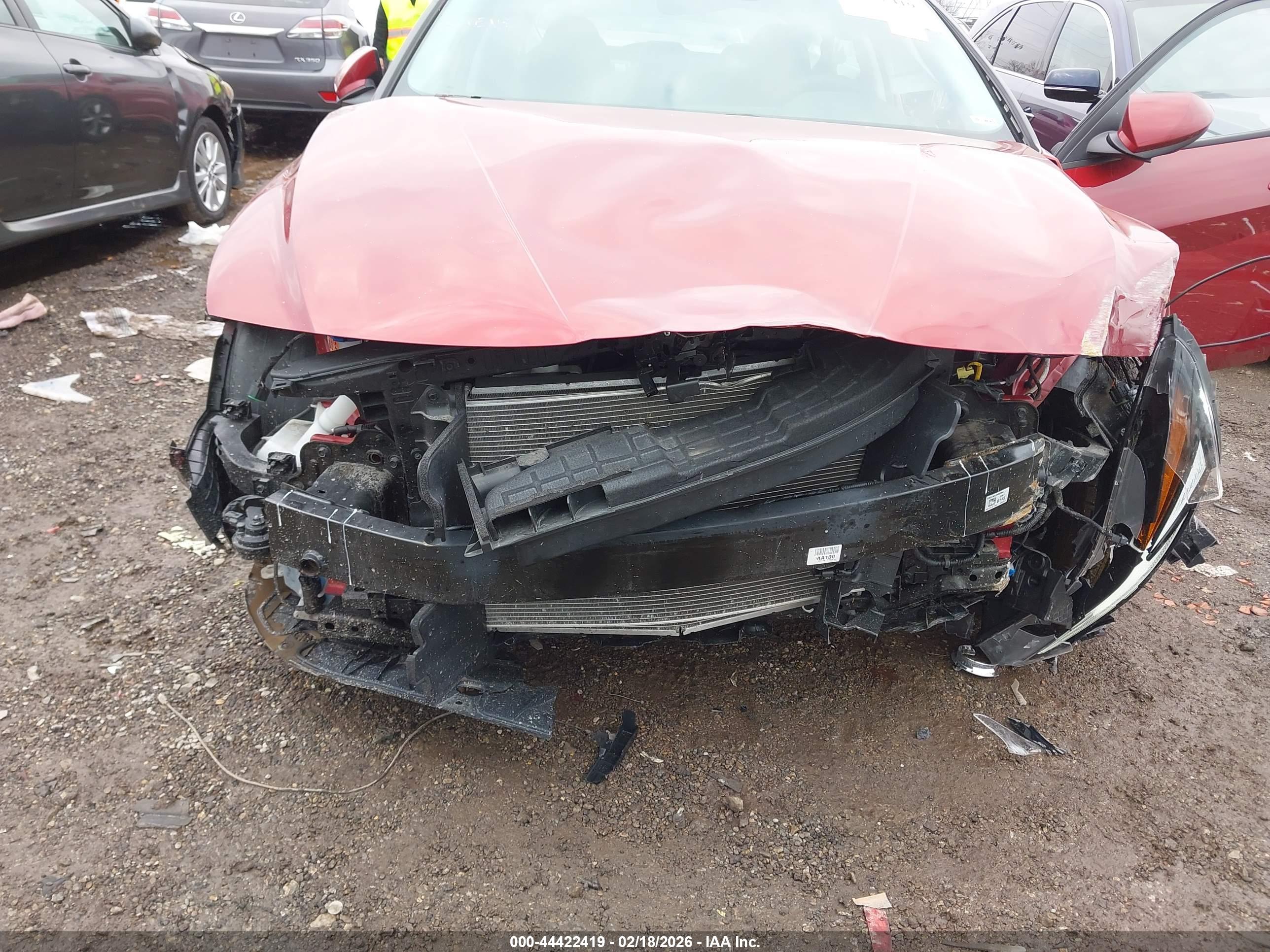 HYUNDAI ELANTRA image 6