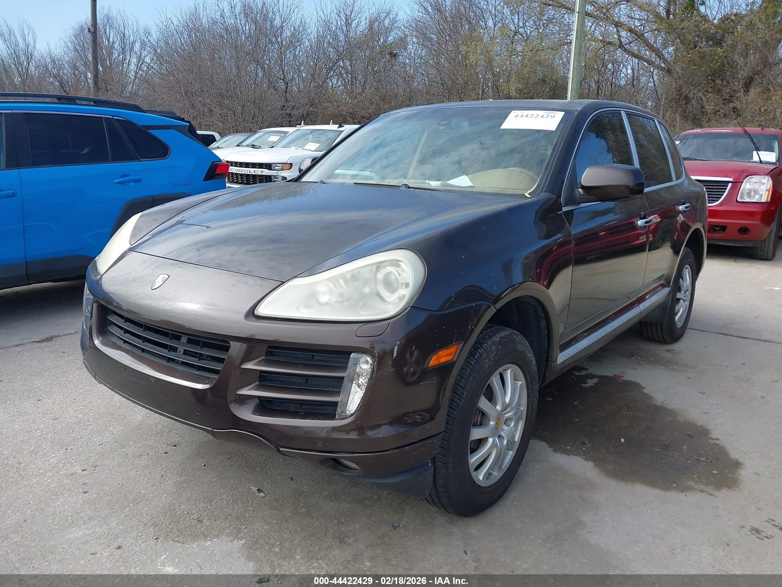 PORSCHE CAYENNE image 2