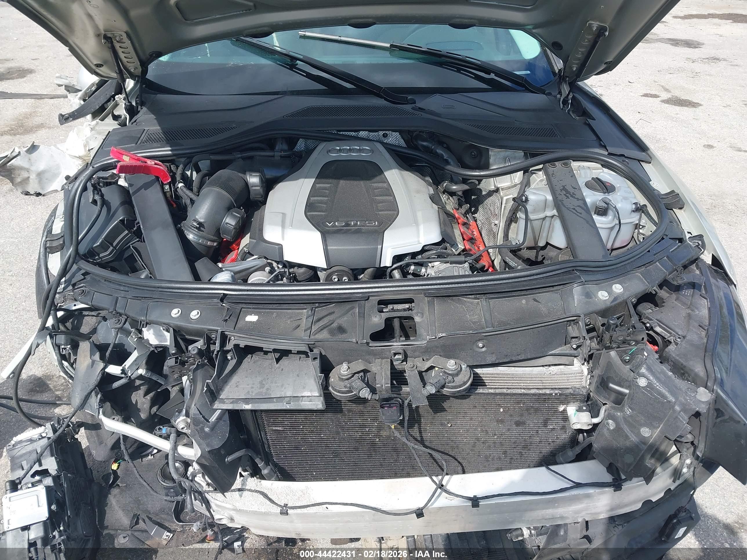 AUDI A8 image 10