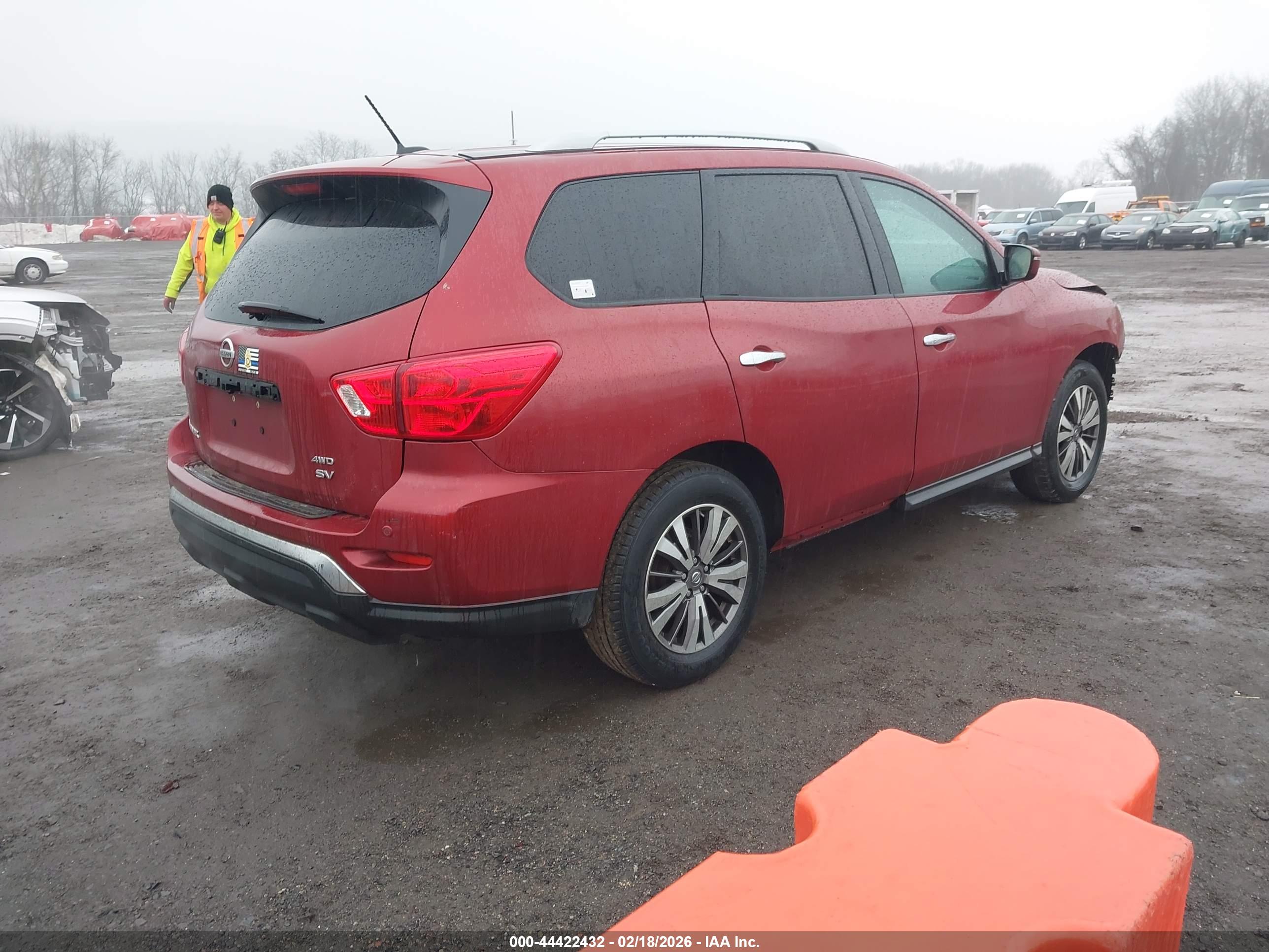 NISSAN PATHFINDER image 4