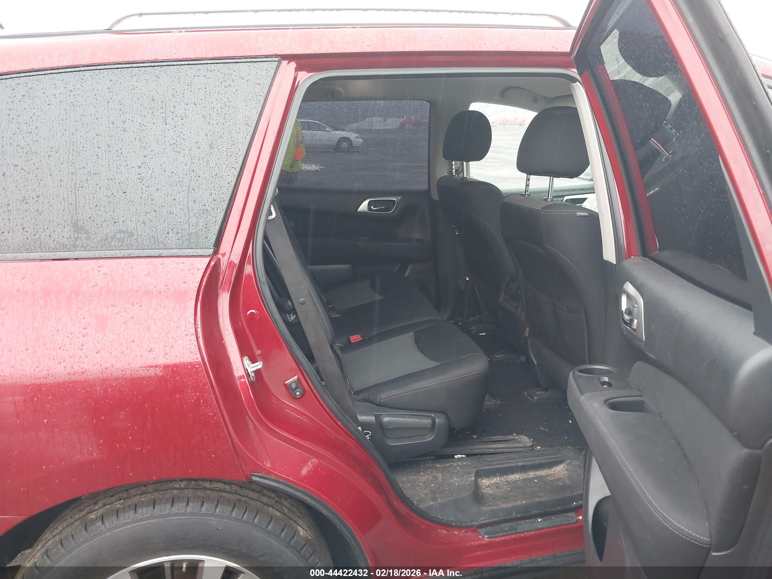 NISSAN PATHFINDER image 8