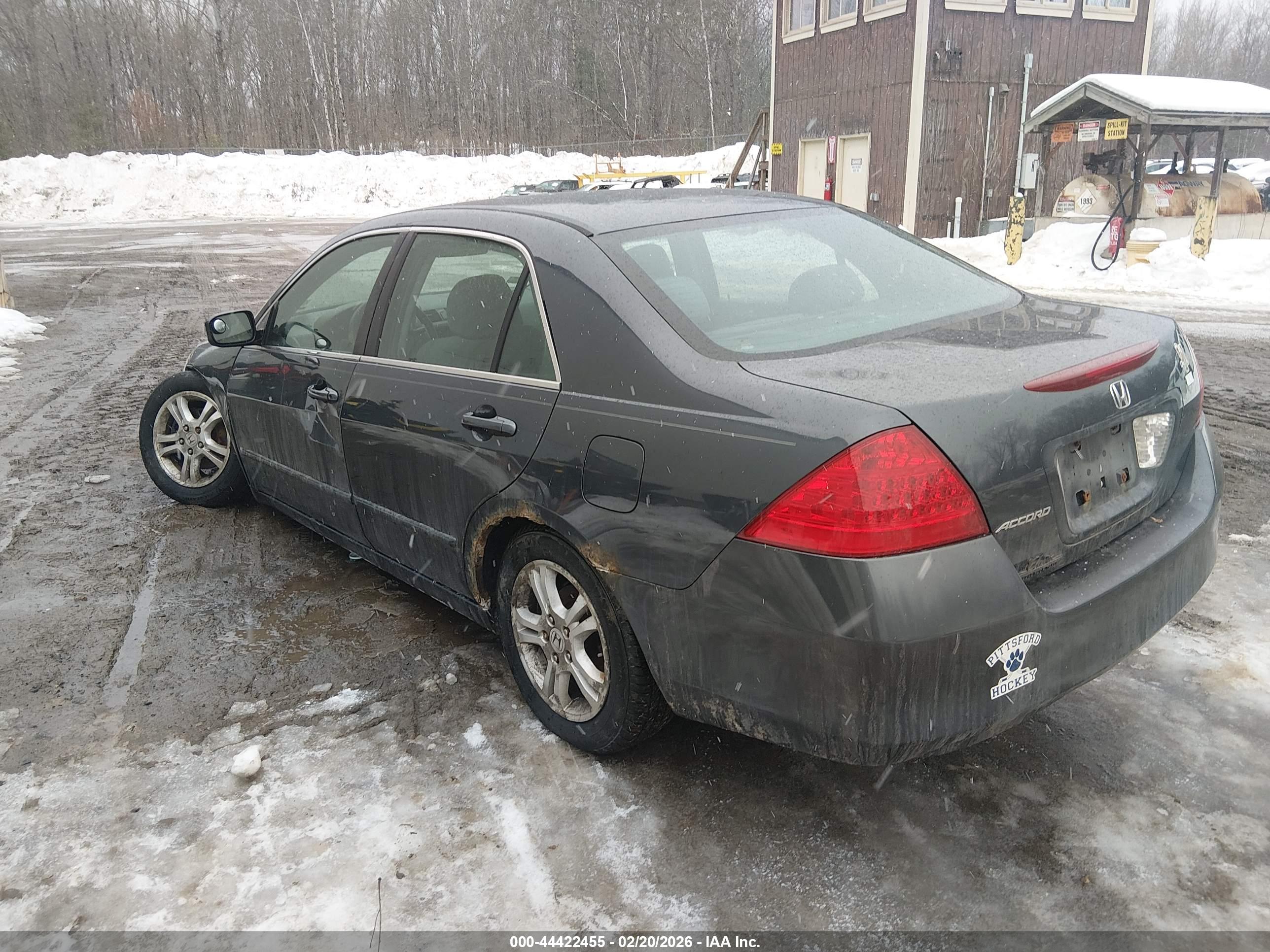 HONDA ACCORD image 3
