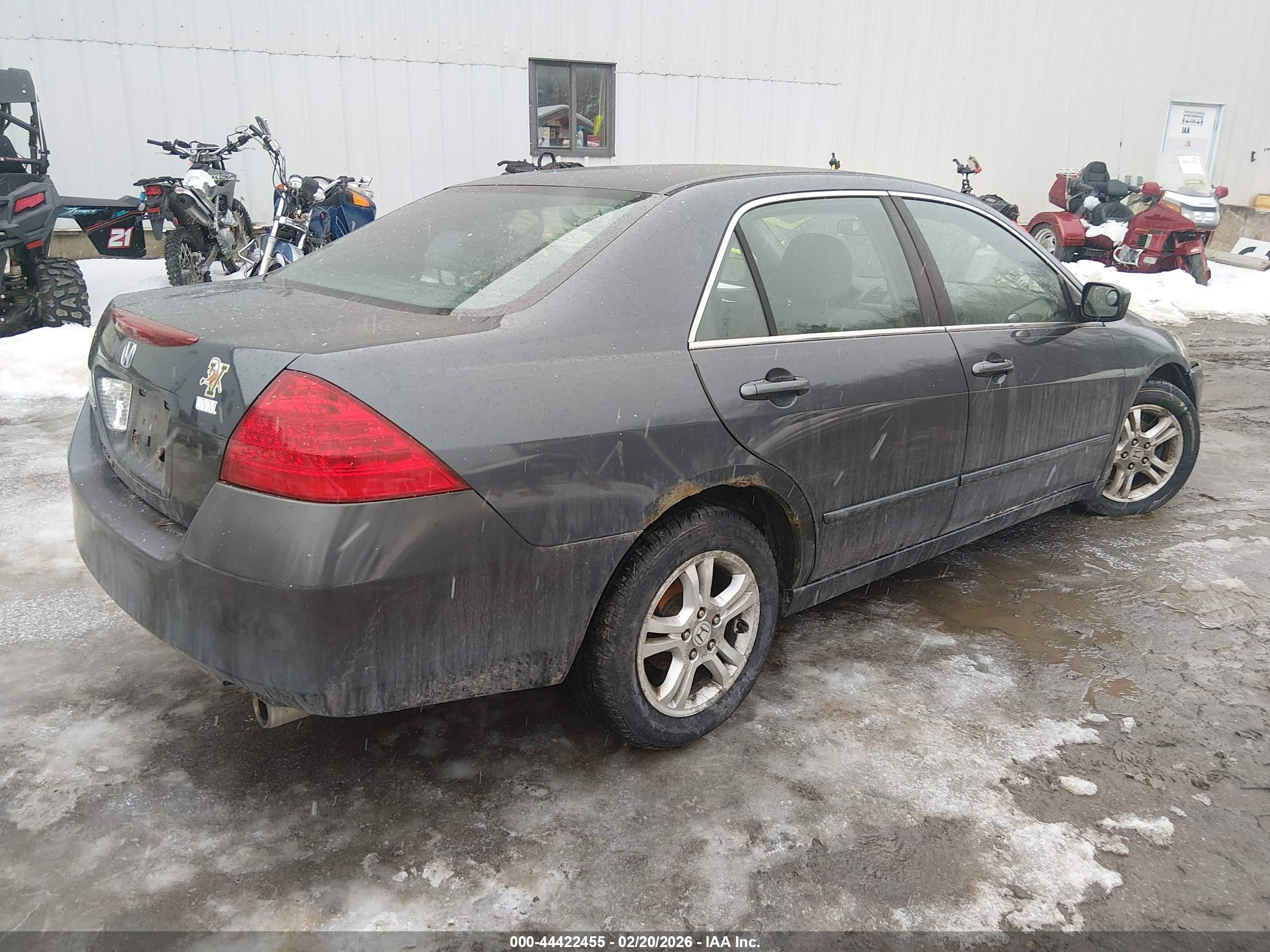 HONDA ACCORD image 4