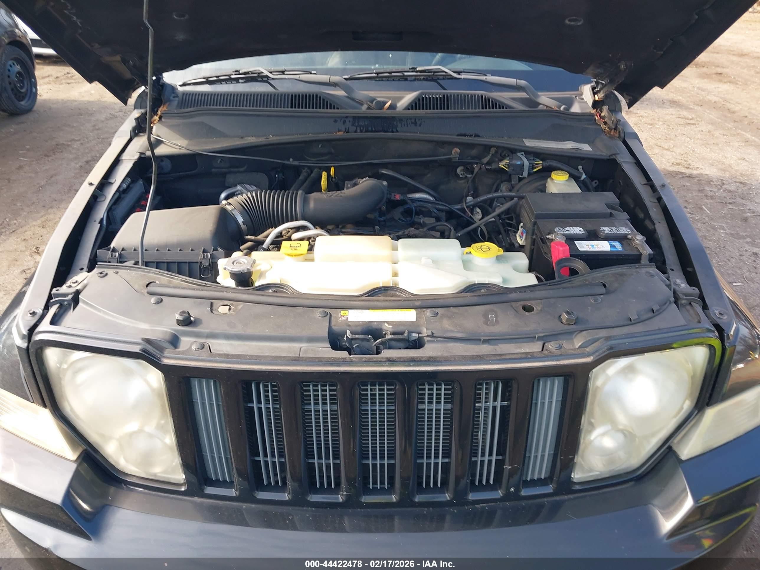JEEP LIBERTY image 10