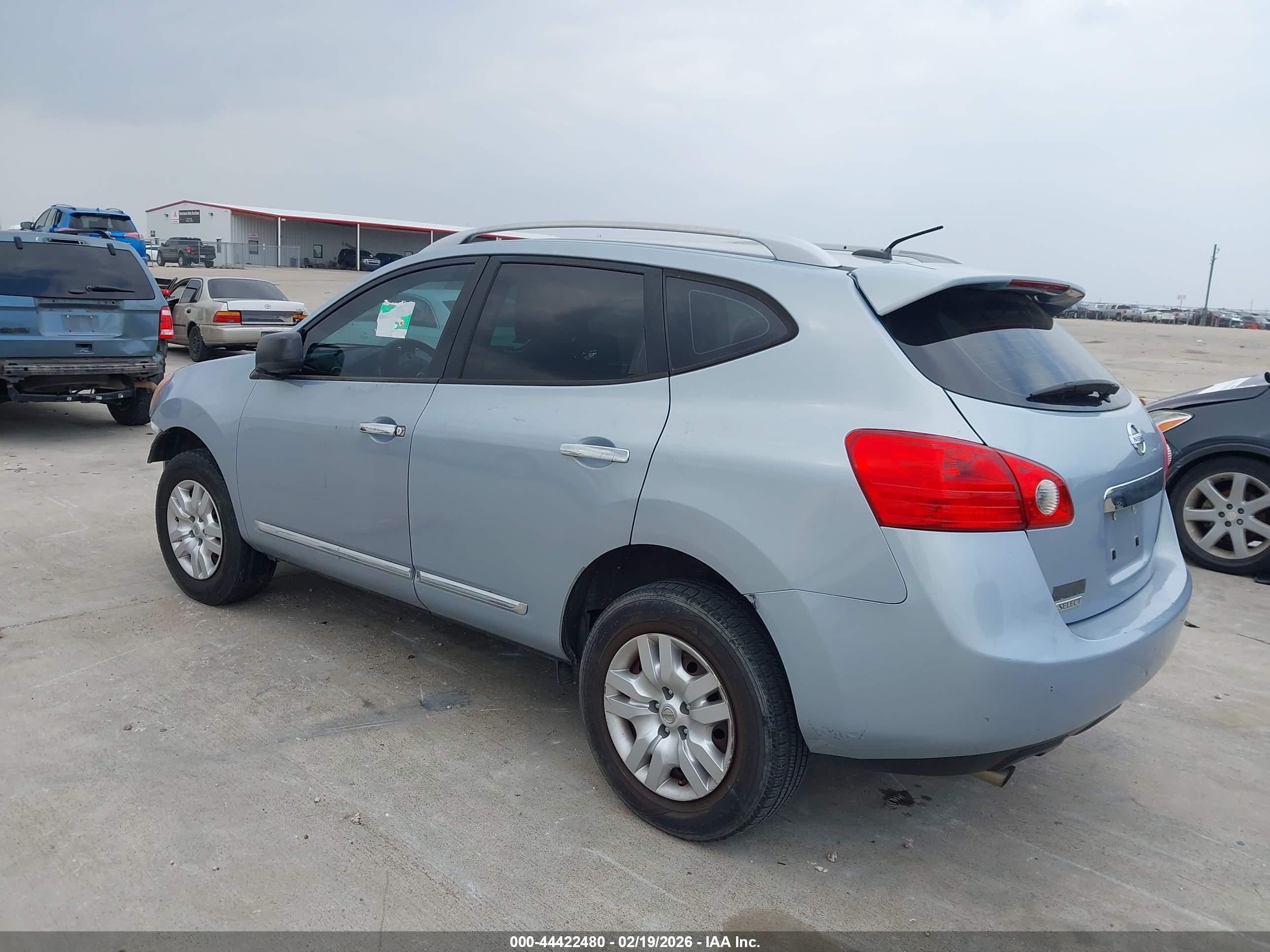 NISSAN ROGUE image 3