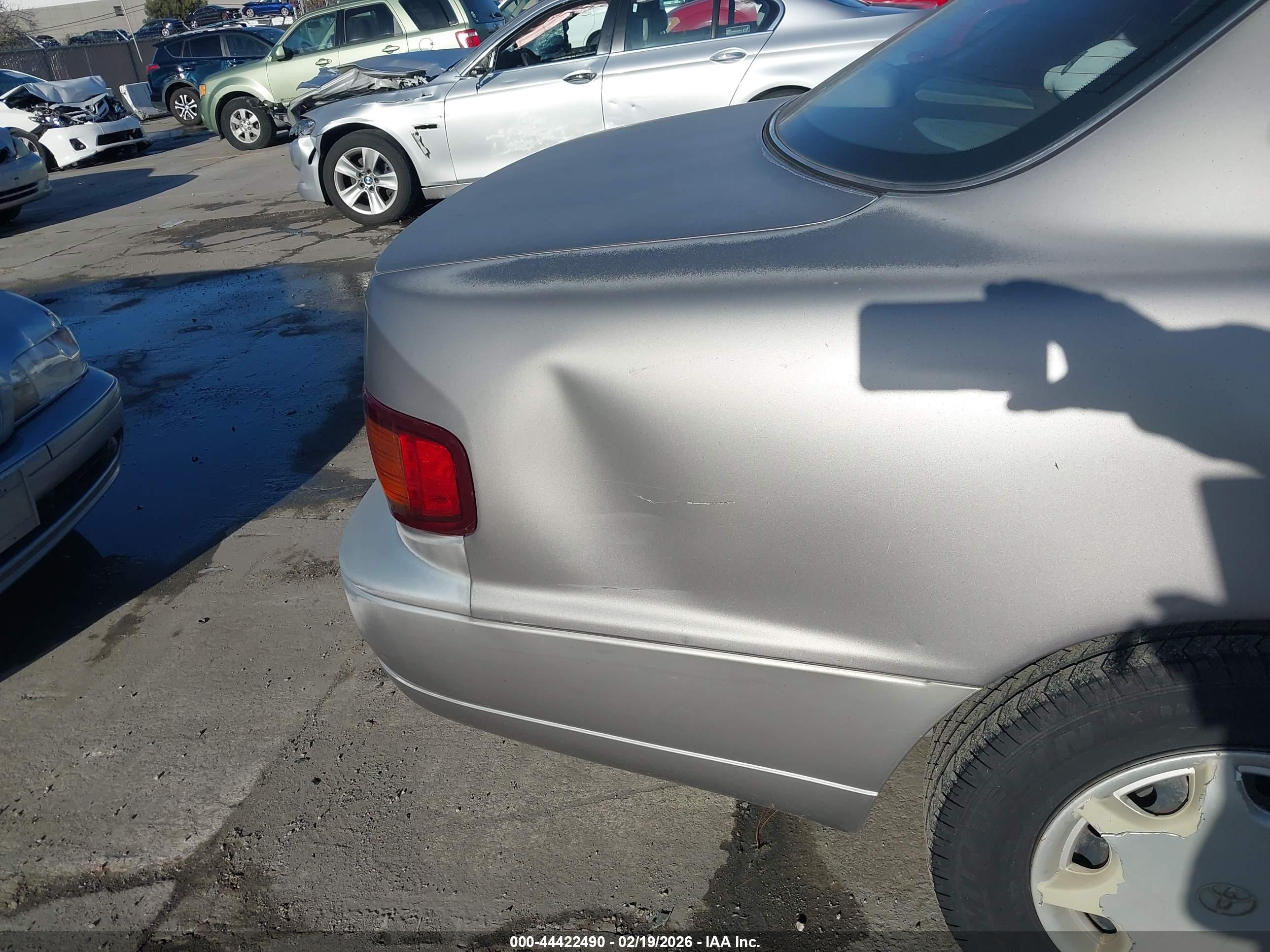 TOYOTA CAMRY image 6